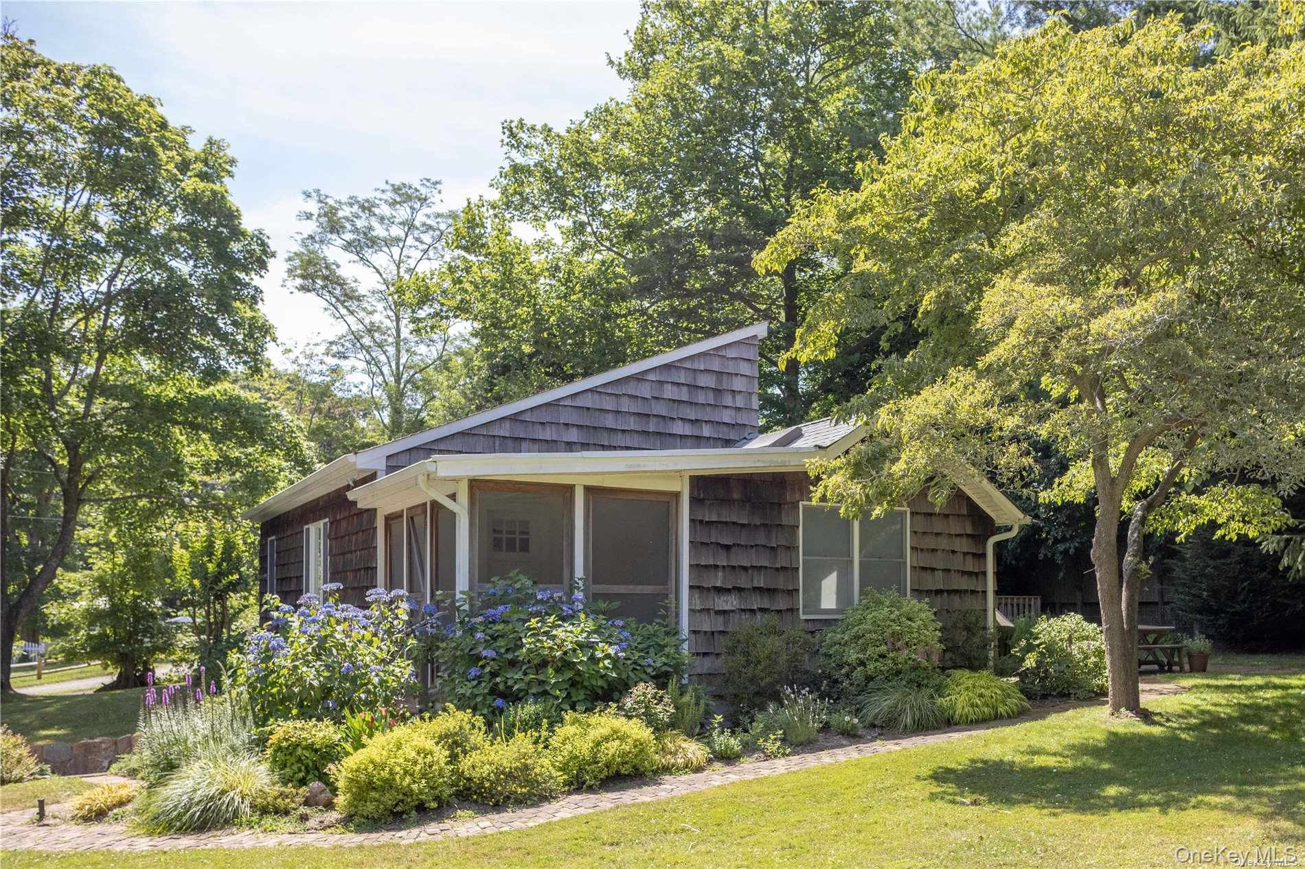 2955 Hyatt Road, Southold, NY 11971