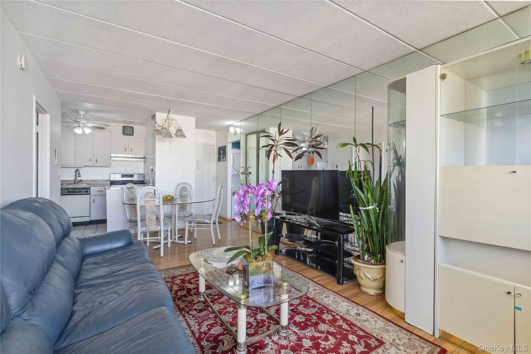 23-22 30 Road # 7D, Astoria, NY 11102