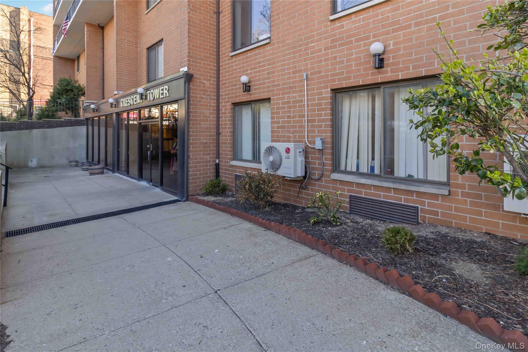 23-22 30 Road # 7D, Astoria, NY 11102