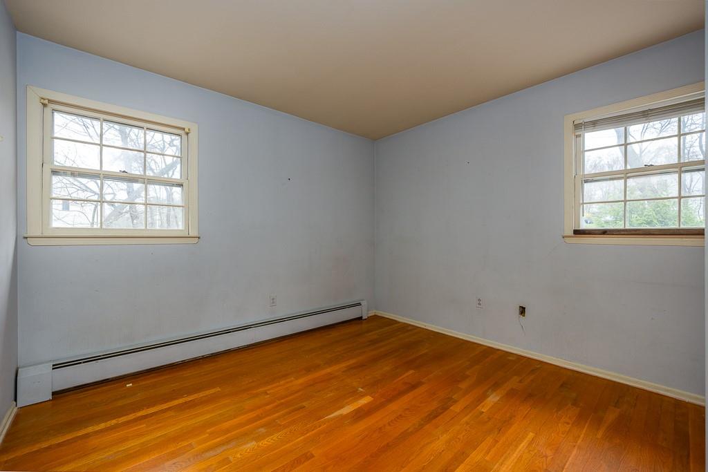 36 Montclair Avenue, Airmont, NY 10952