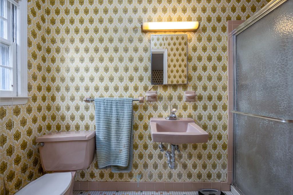 36 Montclair Avenue, Airmont, NY 10952