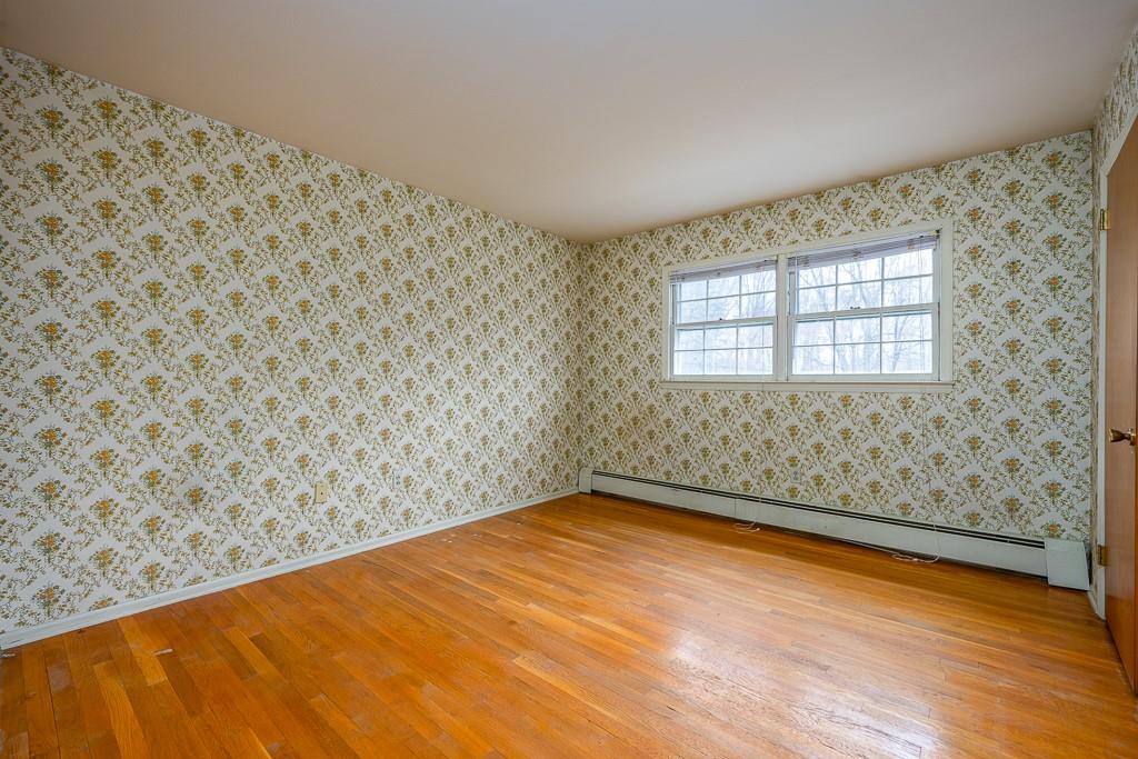 36 Montclair Avenue, Airmont, NY 10952