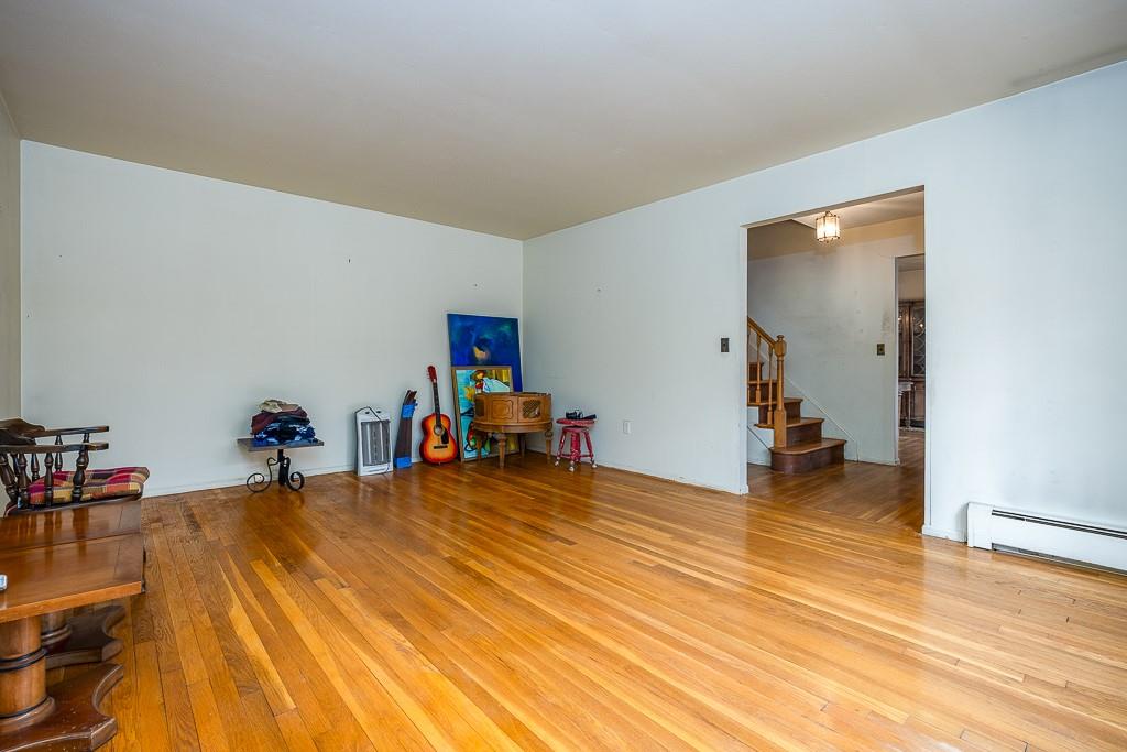 36 Montclair Avenue, Airmont, NY 10952