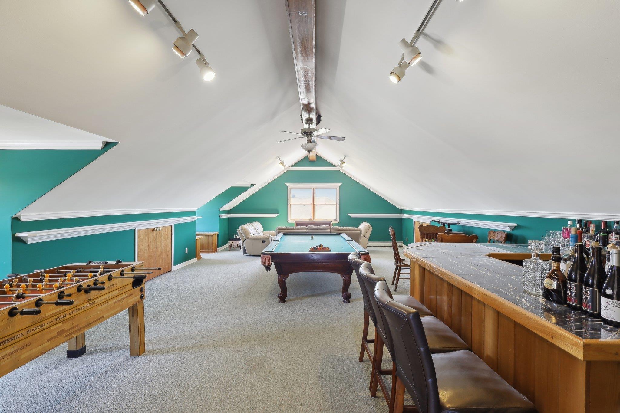 230 W Islip Road, West Islip, NY 11795