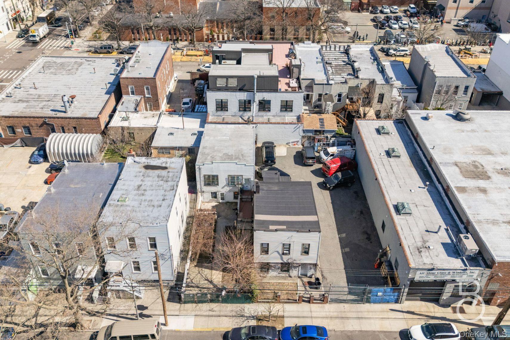 36-13 10th Street, Astoria, NY 11106