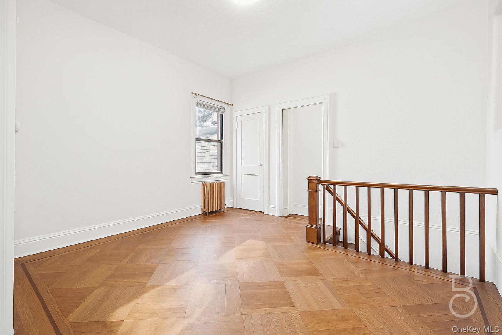 36-13 10th Street, Astoria, NY 11106