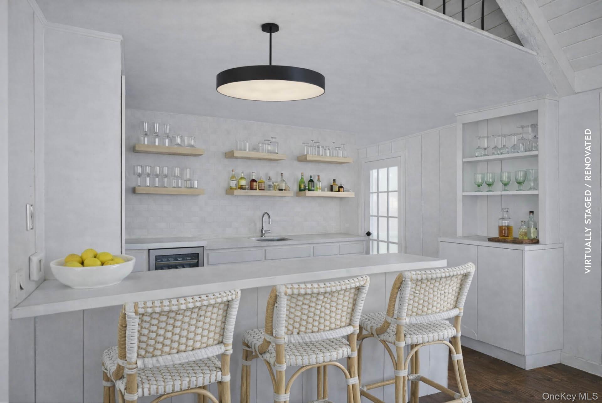 19 Quaquanantuck Lane, Quogue, NY 11959