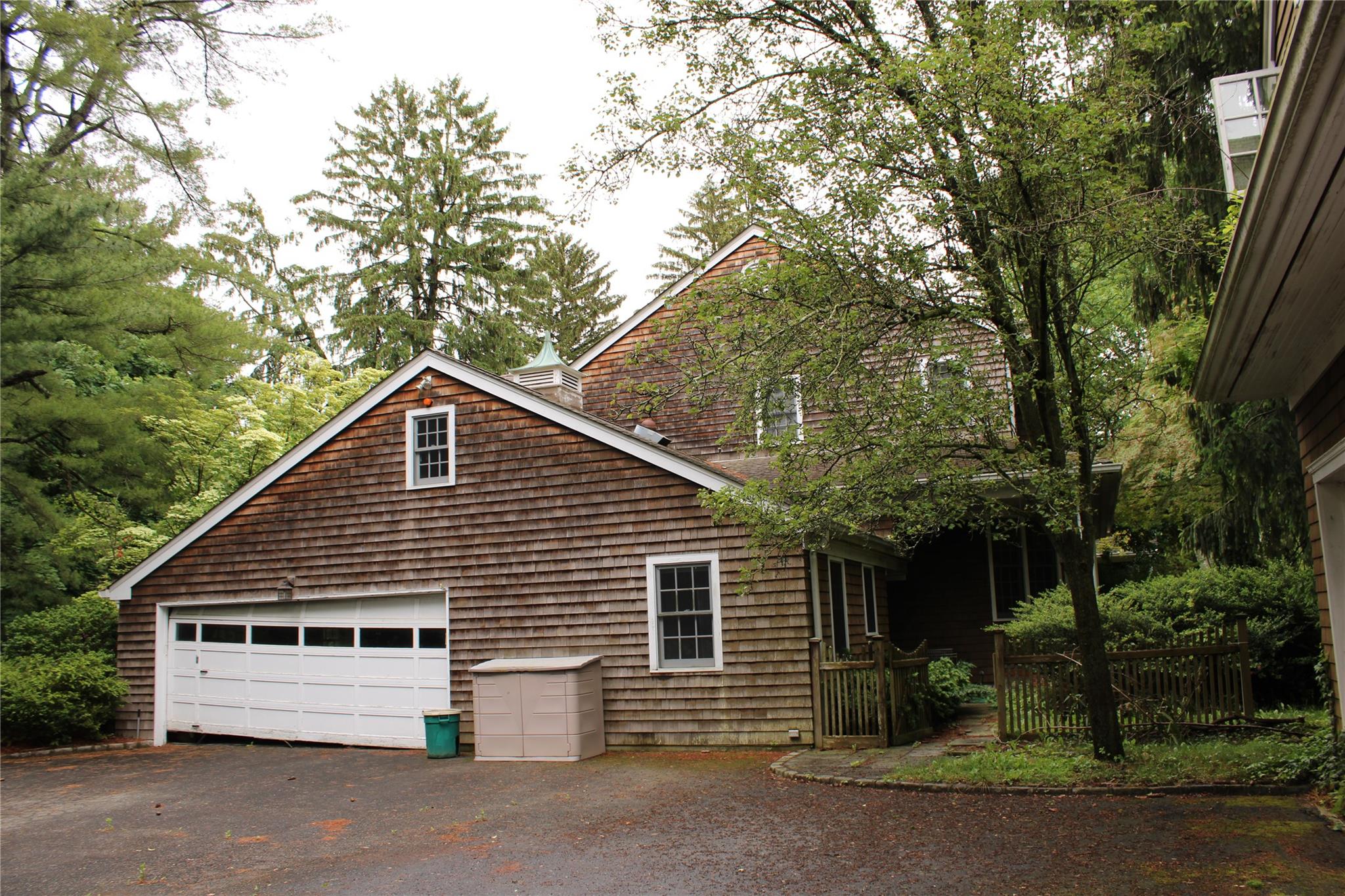 7 Locust Lane, Glen Head, NY 11545