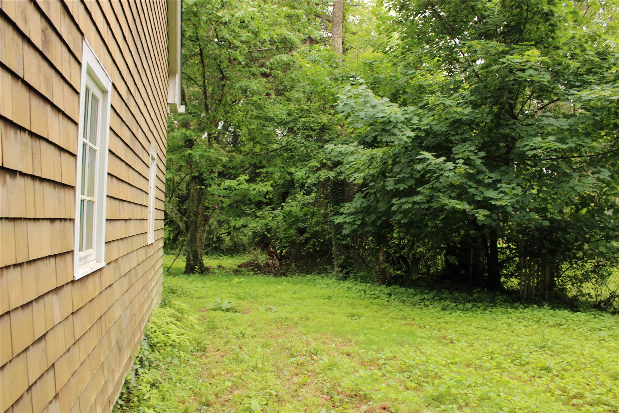 7 Locust Lane, Glen Head, NY 11545