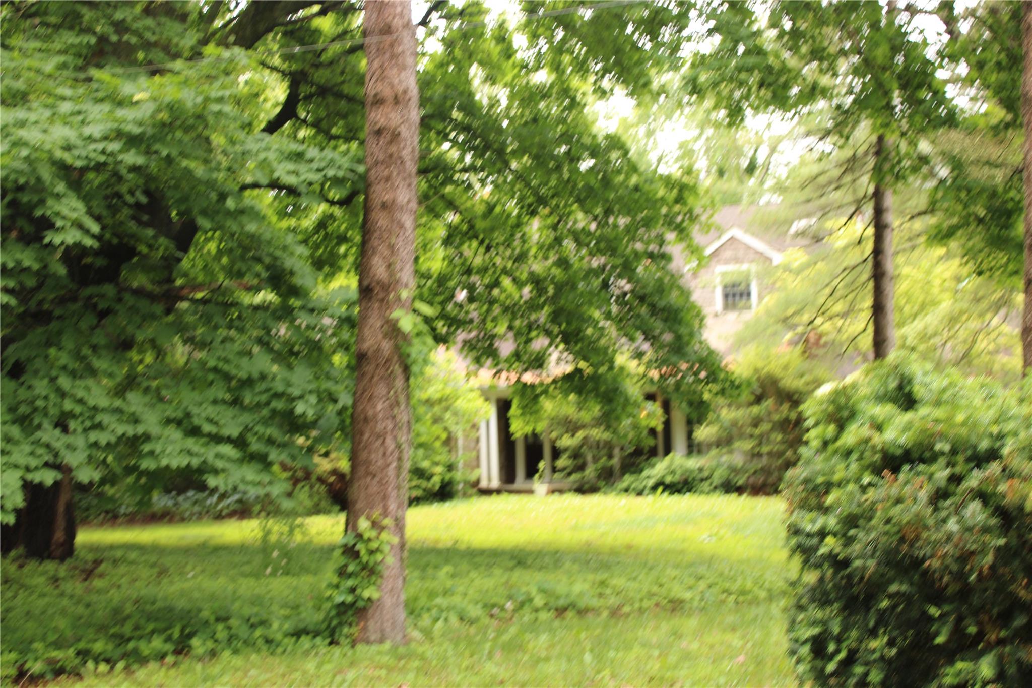 7 Locust Lane, Glen Head, NY 11545