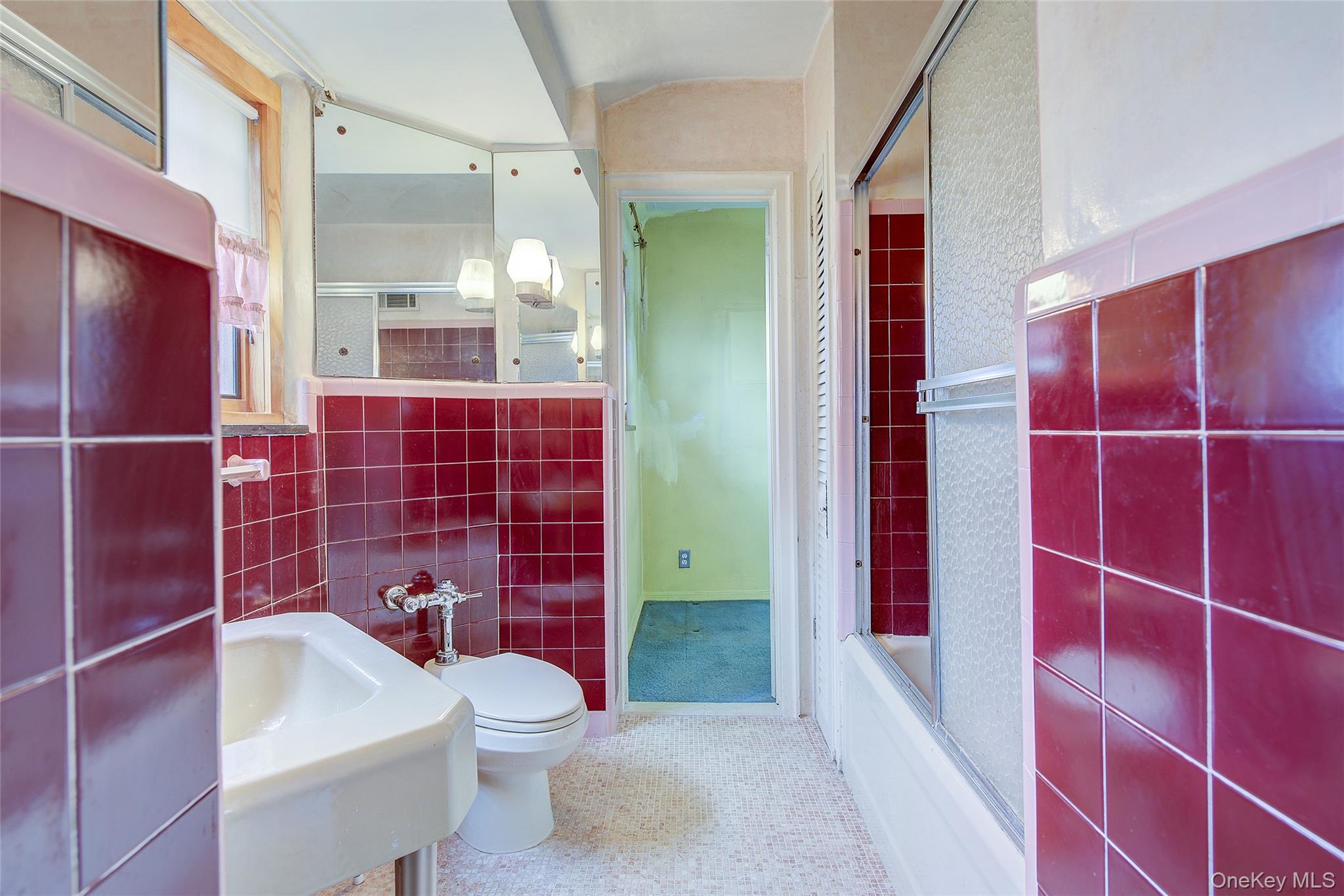 61-20 214 Street, Bayside, NY 11364