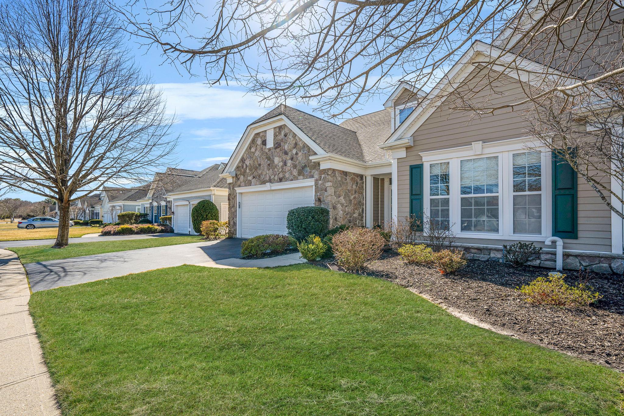 143 Scott Drive W, Westhampton, NY 11977