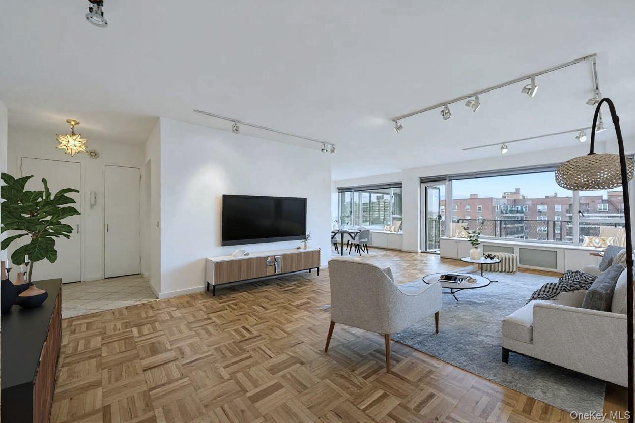 166-25 Powells Cove Boulevard # 7E, Beechhurst, NY 11357