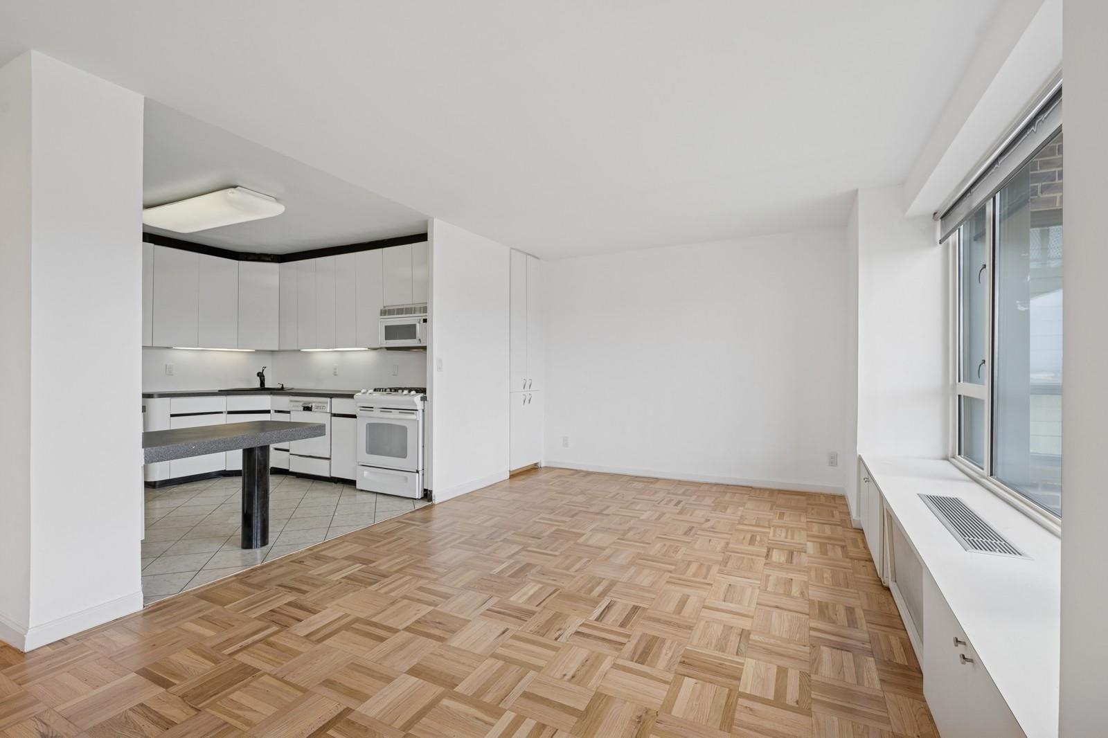 166-25 Powells Cove Boulevard # 7E, Beechhurst, NY 11357