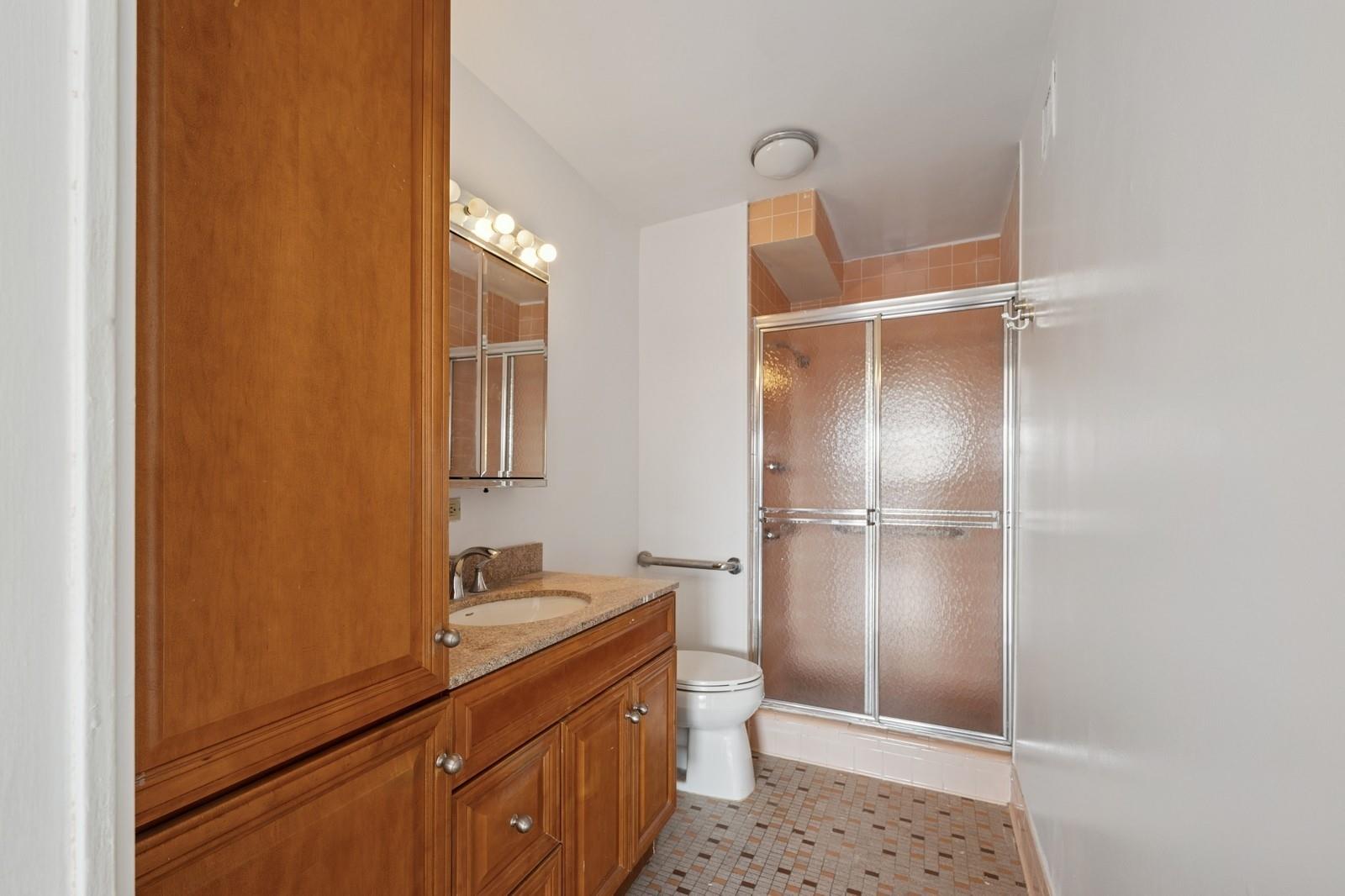 166-25 Powells Cove Boulevard # 7E, Beechhurst, NY 11357