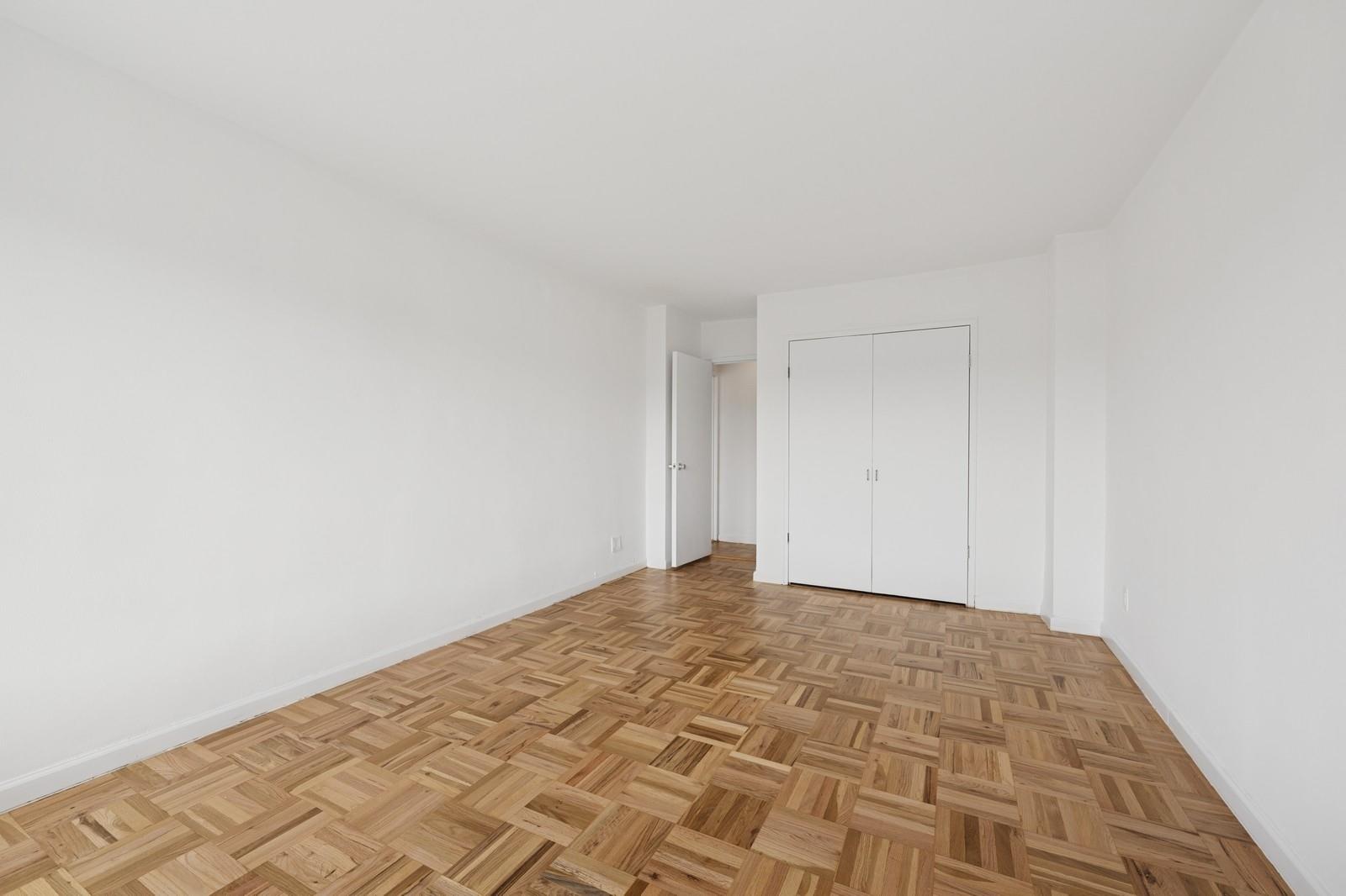 166-25 Powells Cove Boulevard # 7E, Beechhurst, NY 11357