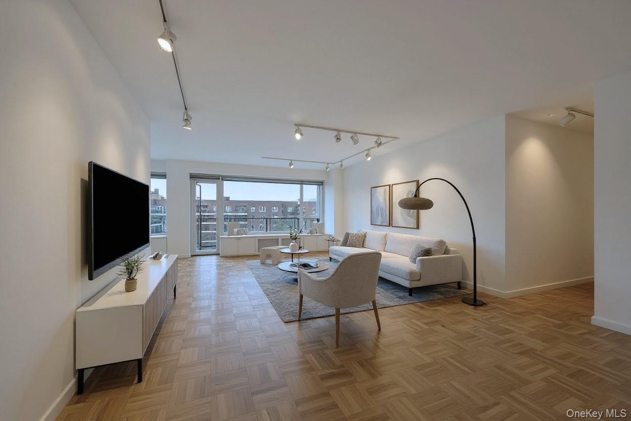 166-25 Powells Cove Boulevard # 7E, Beechhurst, NY 11357