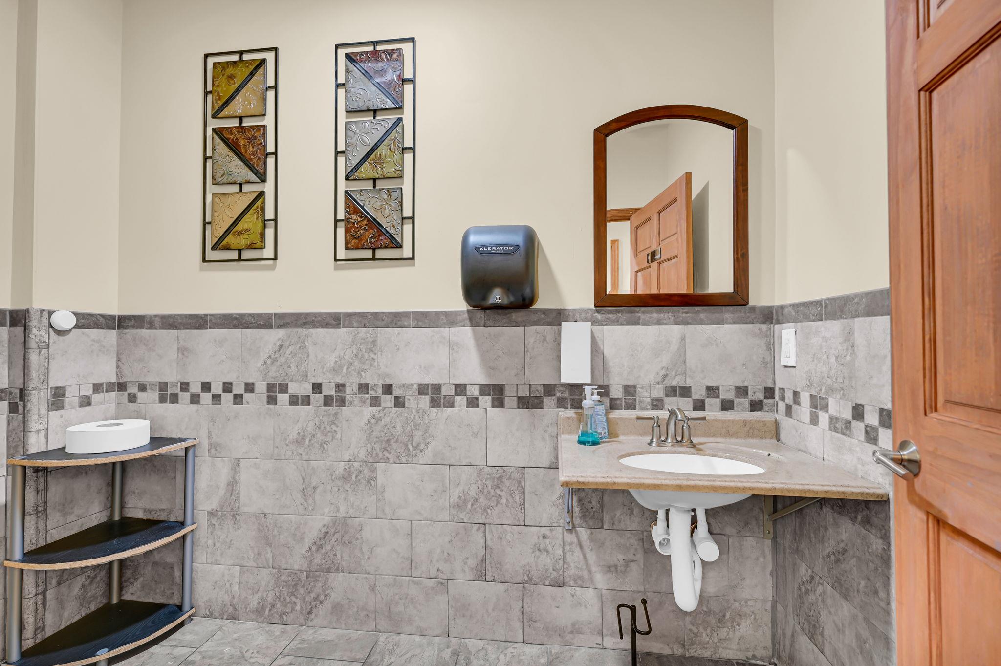 313 S William Street, Newburgh, NY 12550