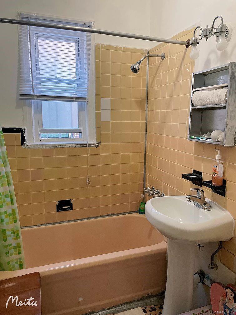 34-55 60th Street, Woodside, NY 11377