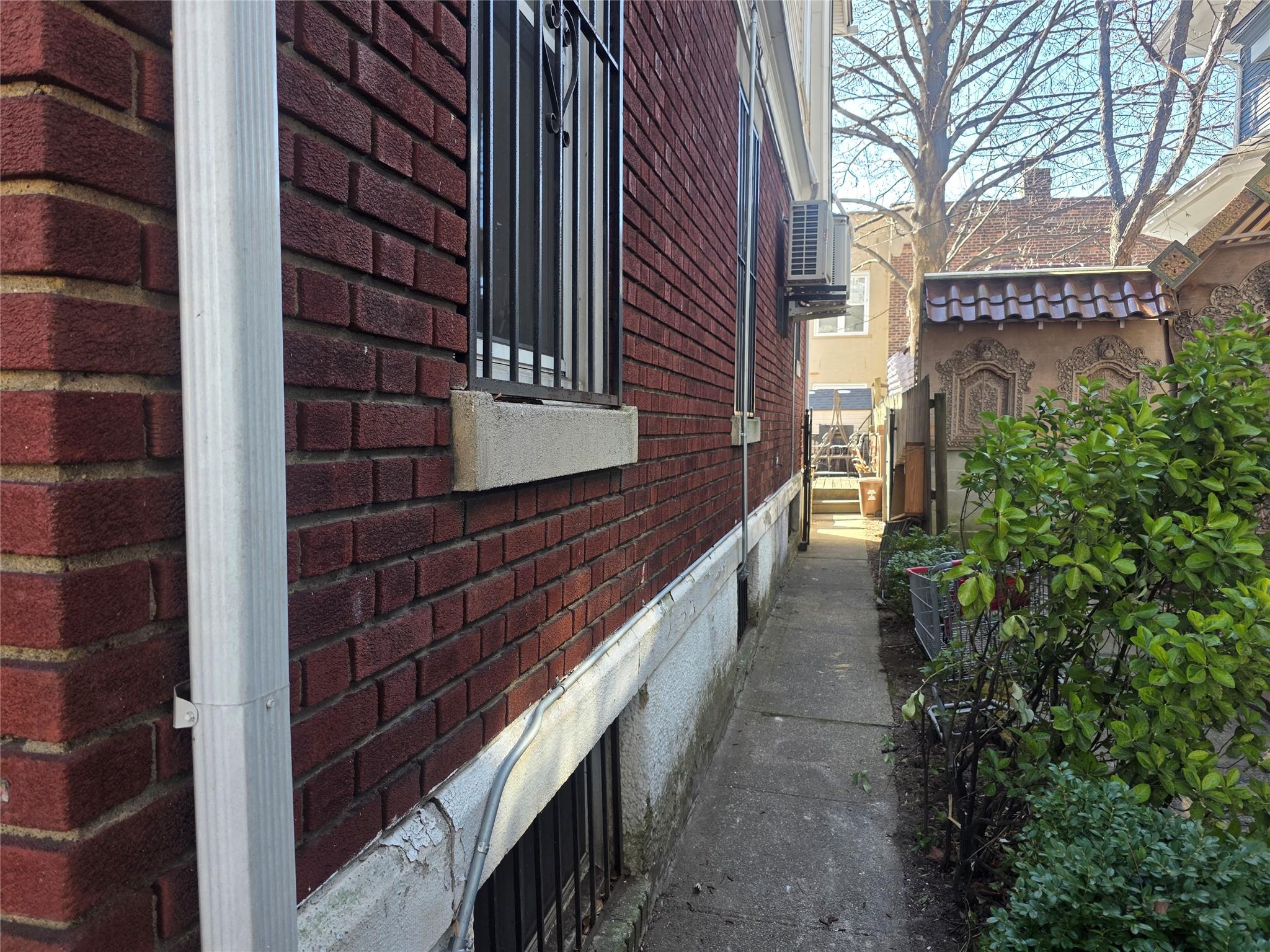 8540 Forest Parkway, Woodhaven, NY 11421