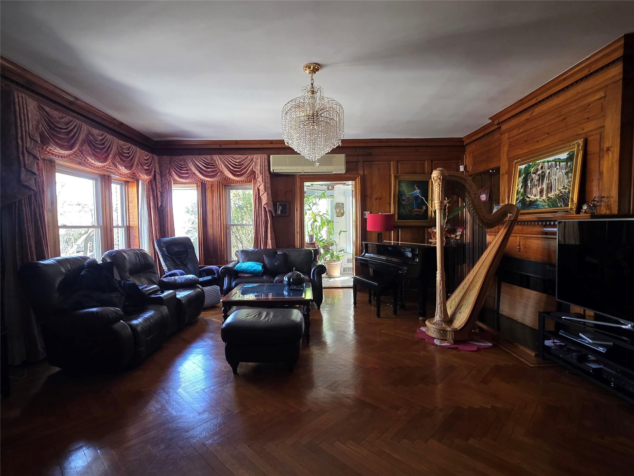 8540 Forest Parkway, Woodhaven, NY 11421