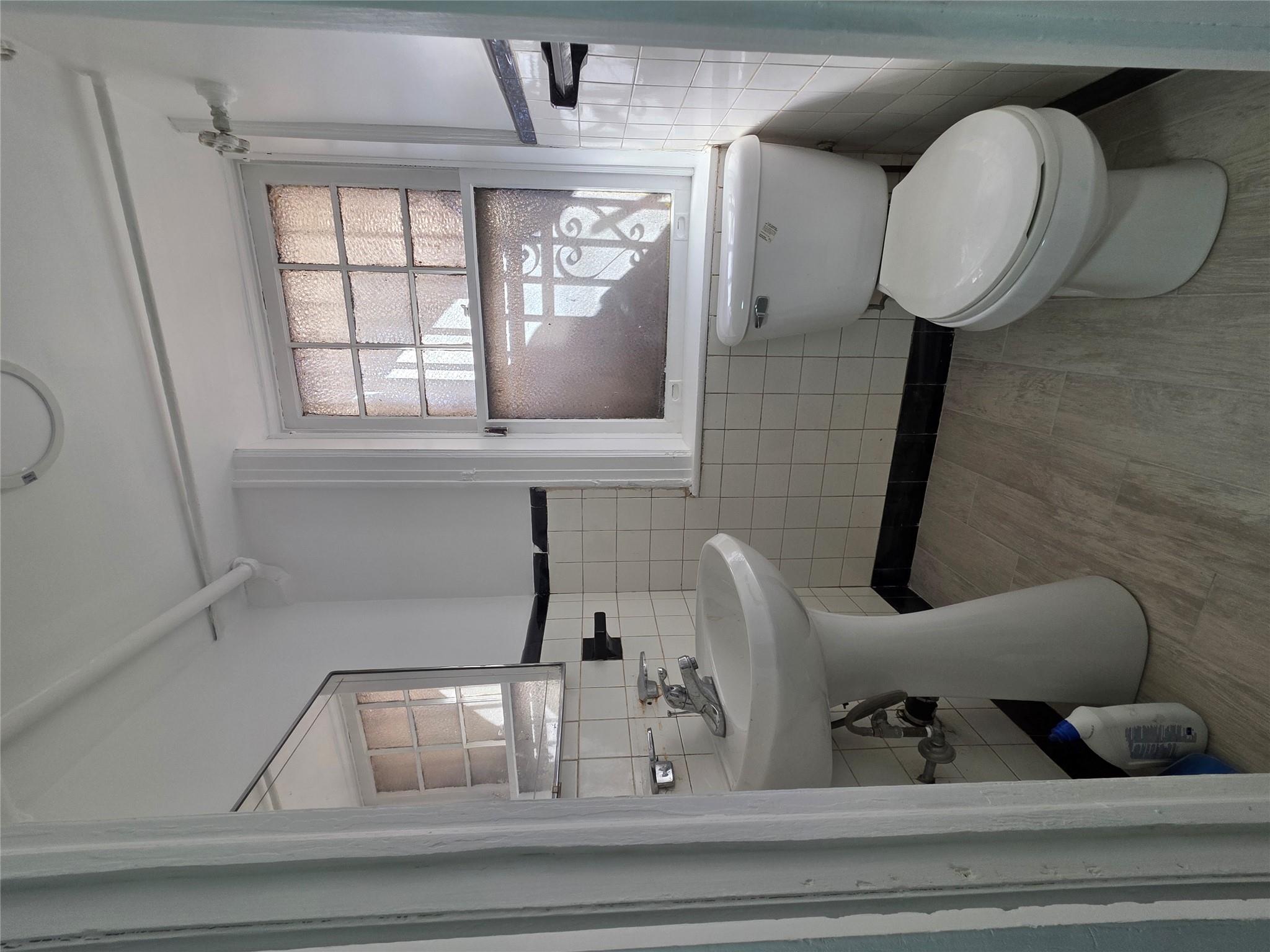 8540 Forest Parkway, Woodhaven, NY 11421