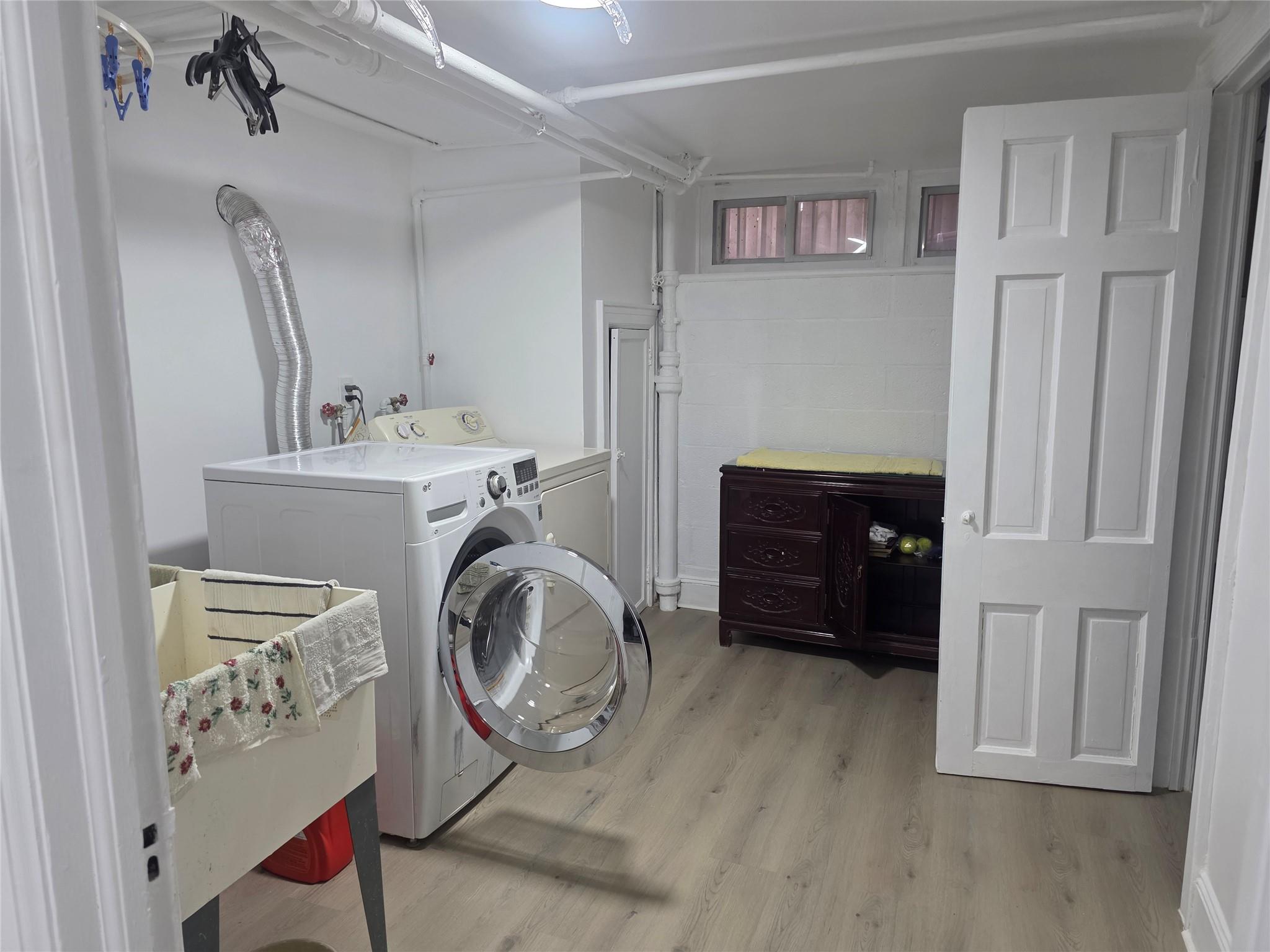 8540 Forest Parkway, Woodhaven, NY 11421