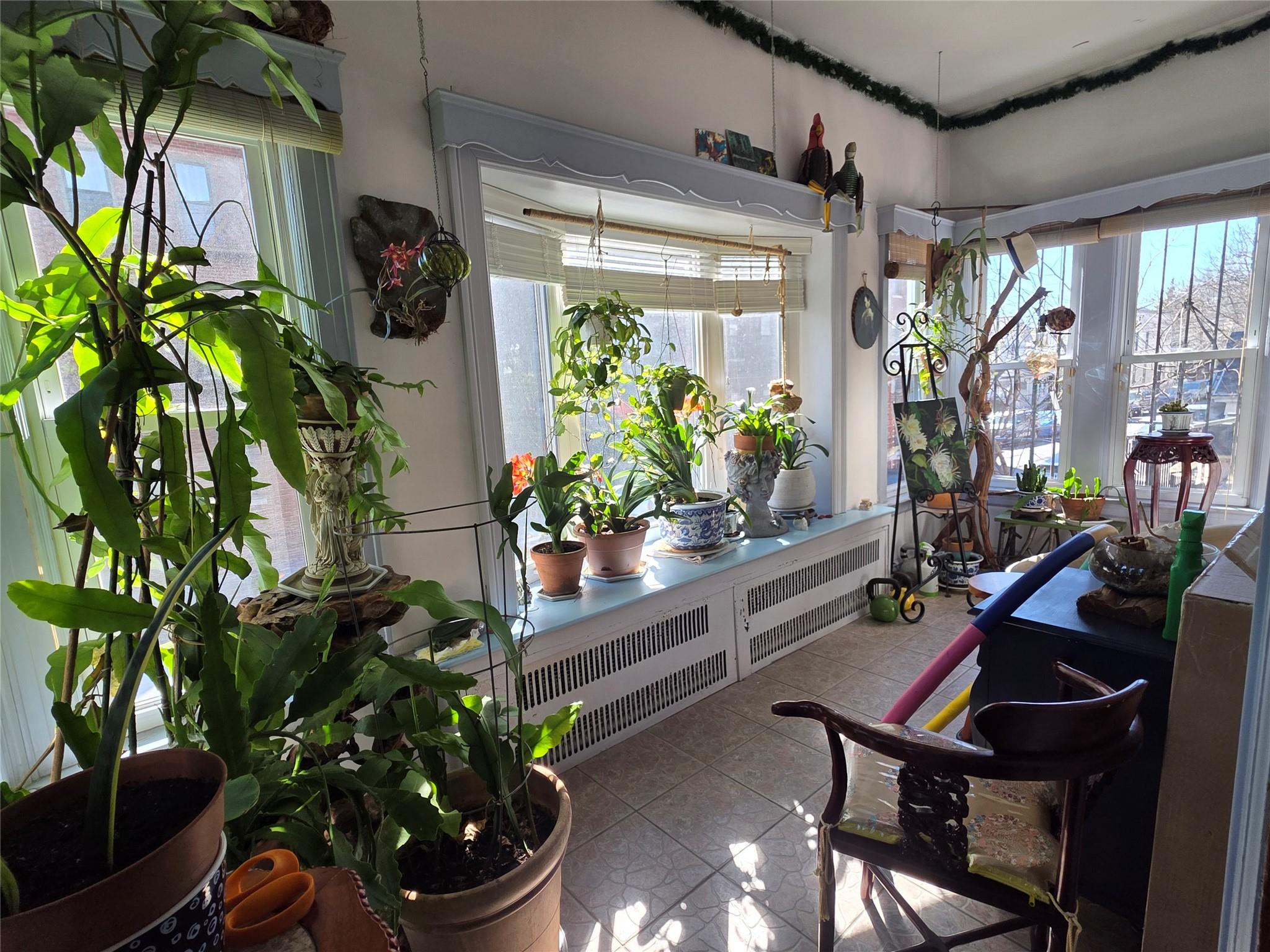 8540 Forest Parkway, Woodhaven, NY 11421