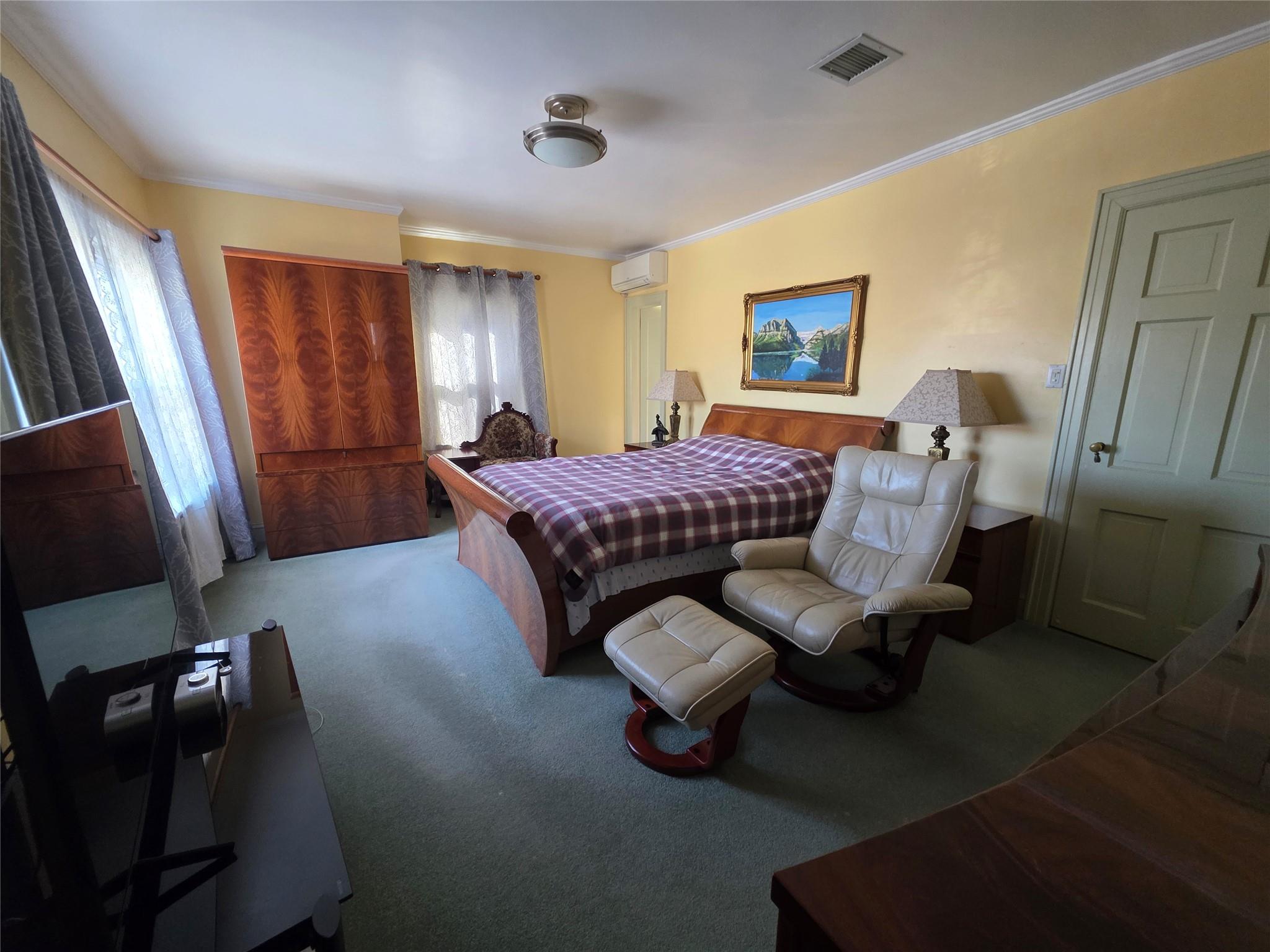 8540 Forest Parkway, Woodhaven, NY 11421