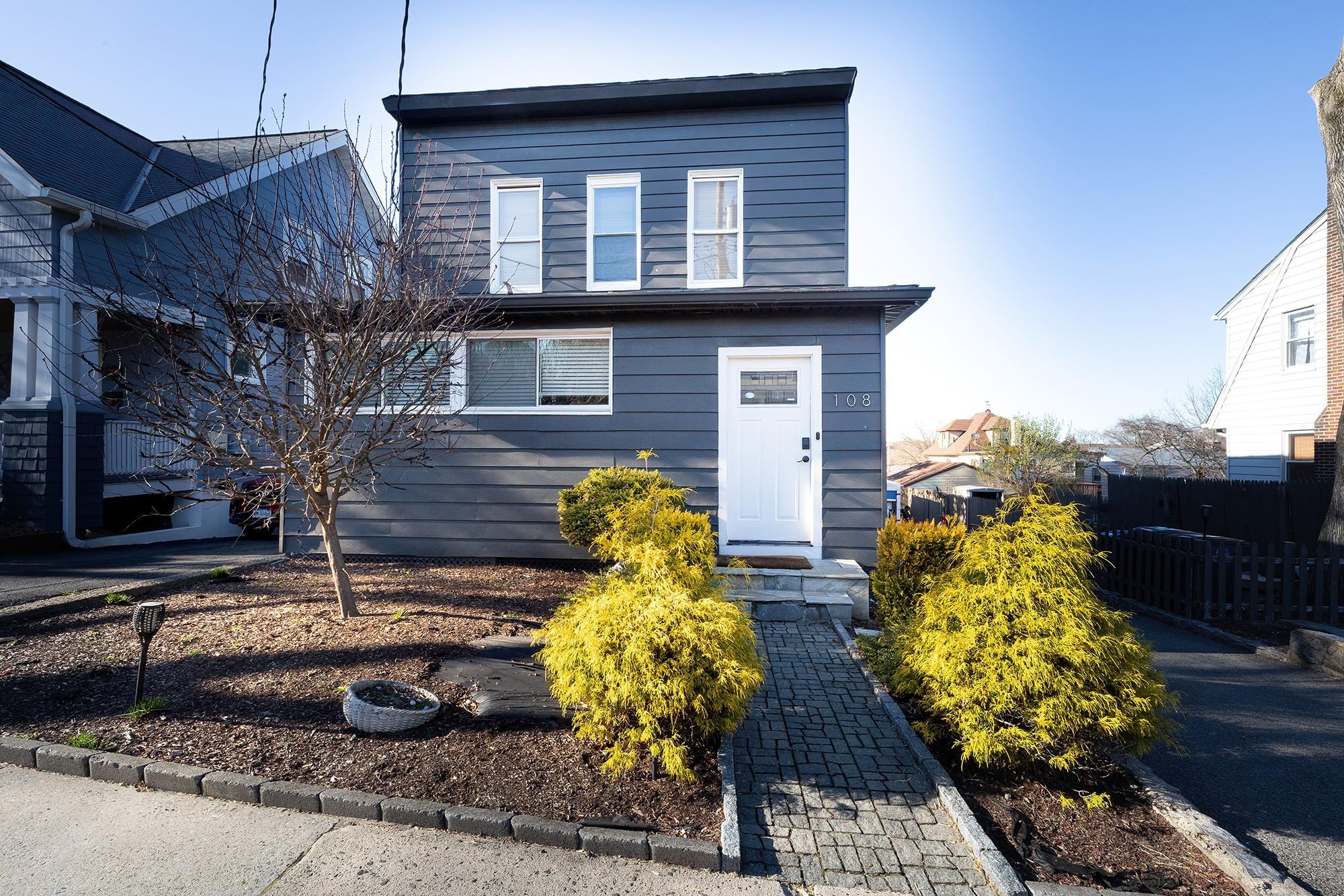 108 Wayne Avenue, White Plains, NY 10606