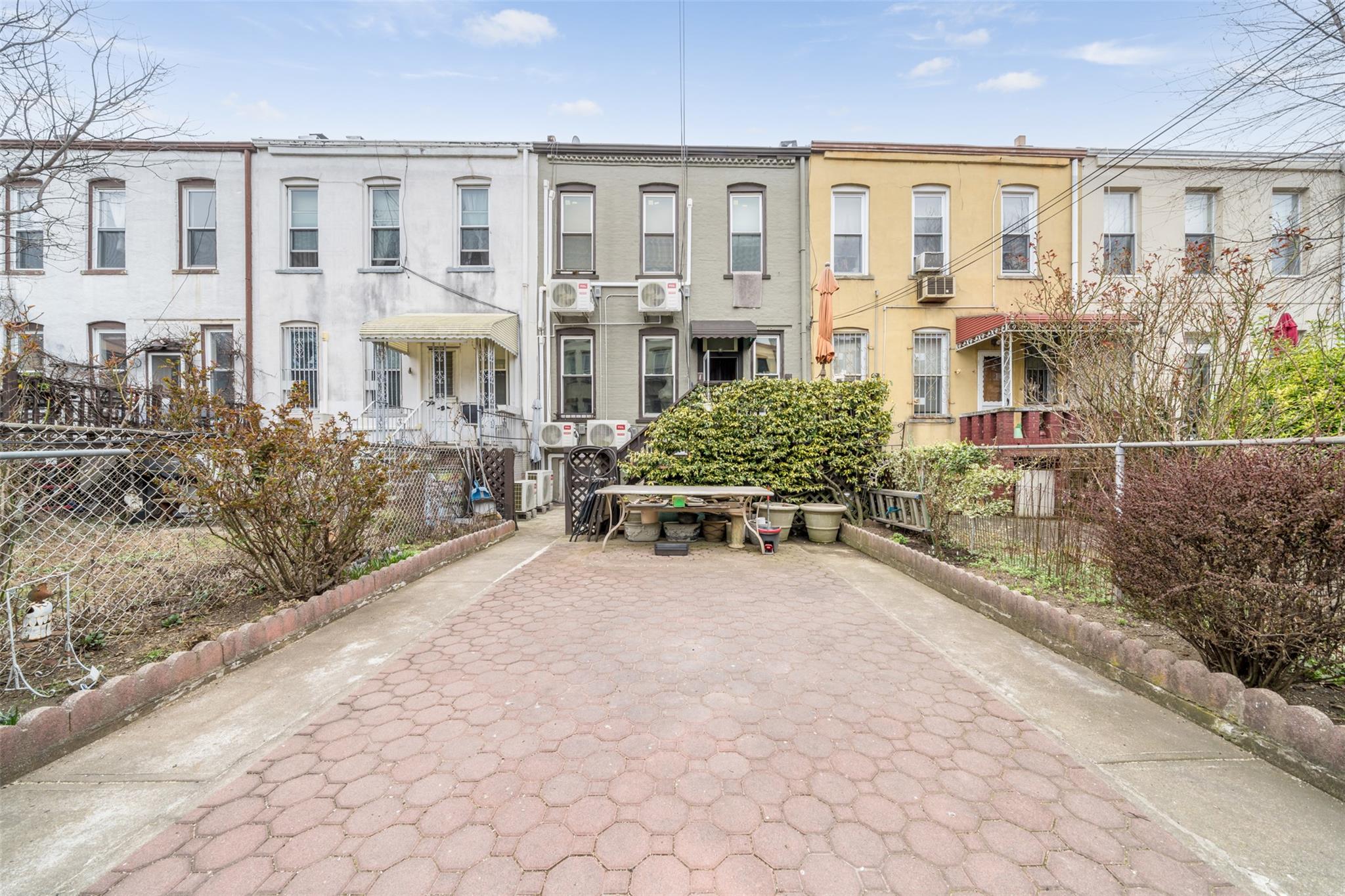 59-29 69th Avenue, Ridgewood, NY 11385