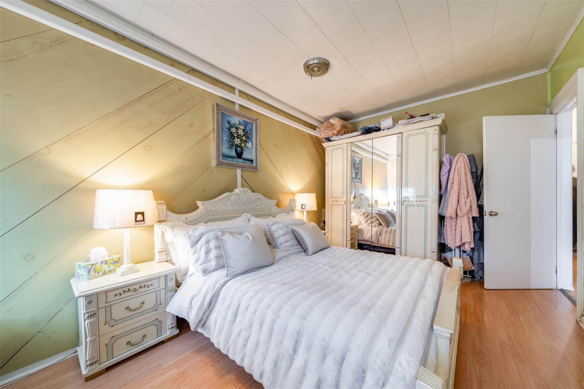 59-29 69th Avenue, Ridgewood, NY 11385