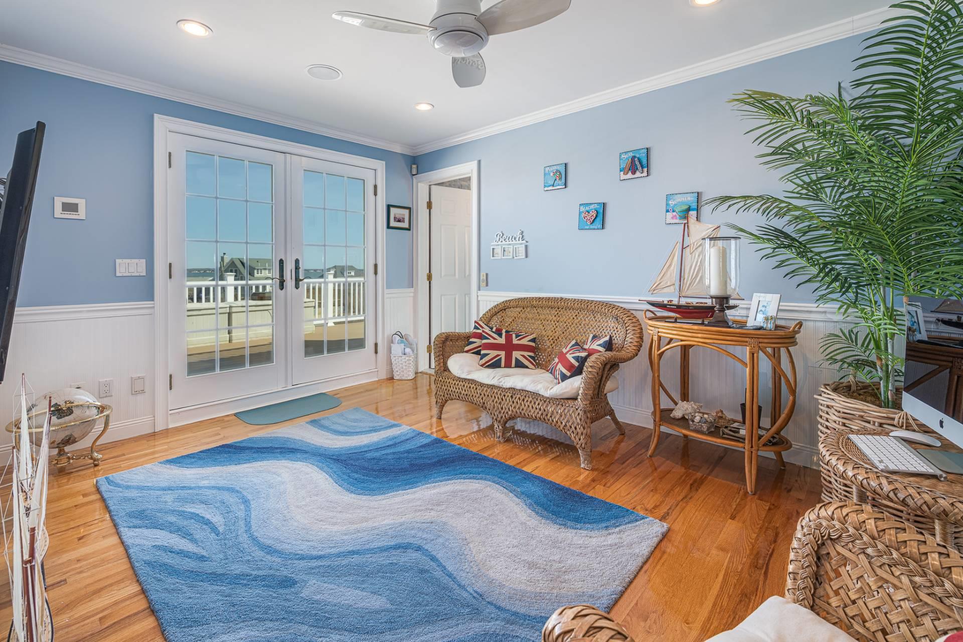 892 Dune Road, Westhampton Dunes, NY 11978