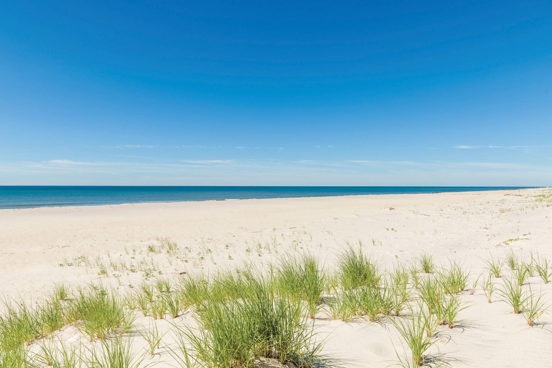 892 Dune Road, Westhampton Dunes, NY 11978