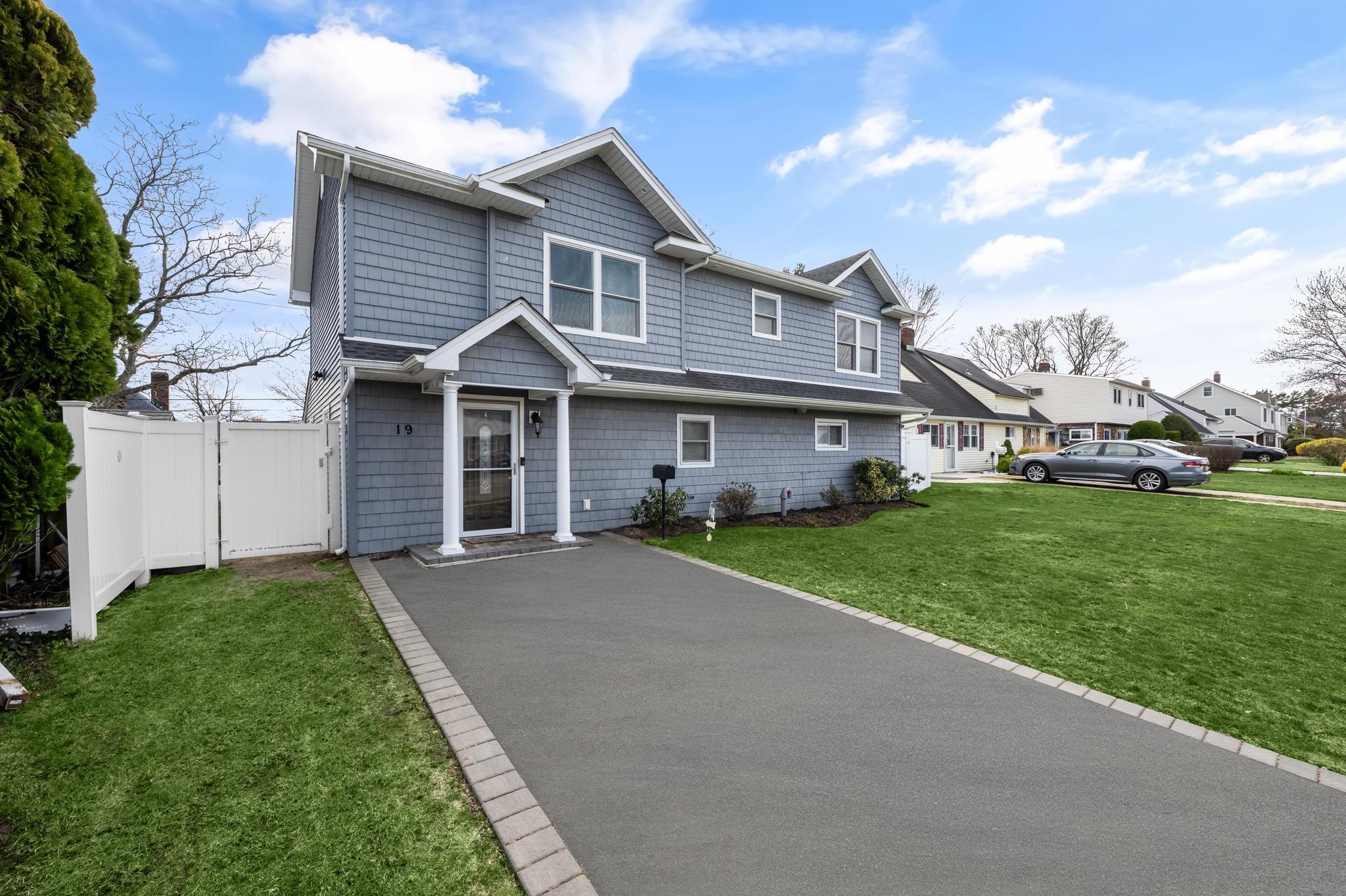 19 Sprucewood Drive, Levittown, NY 11756