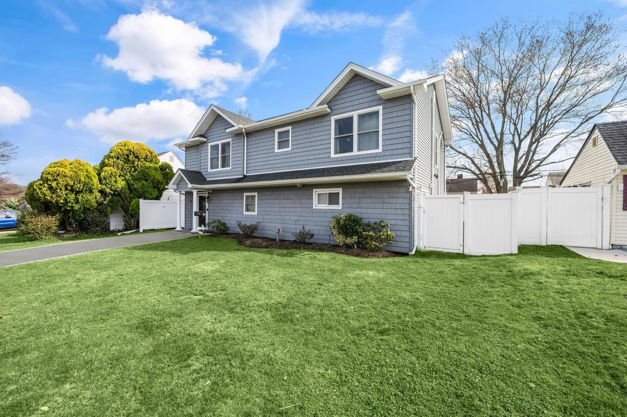 19 Sprucewood Drive, Levittown, NY 11756