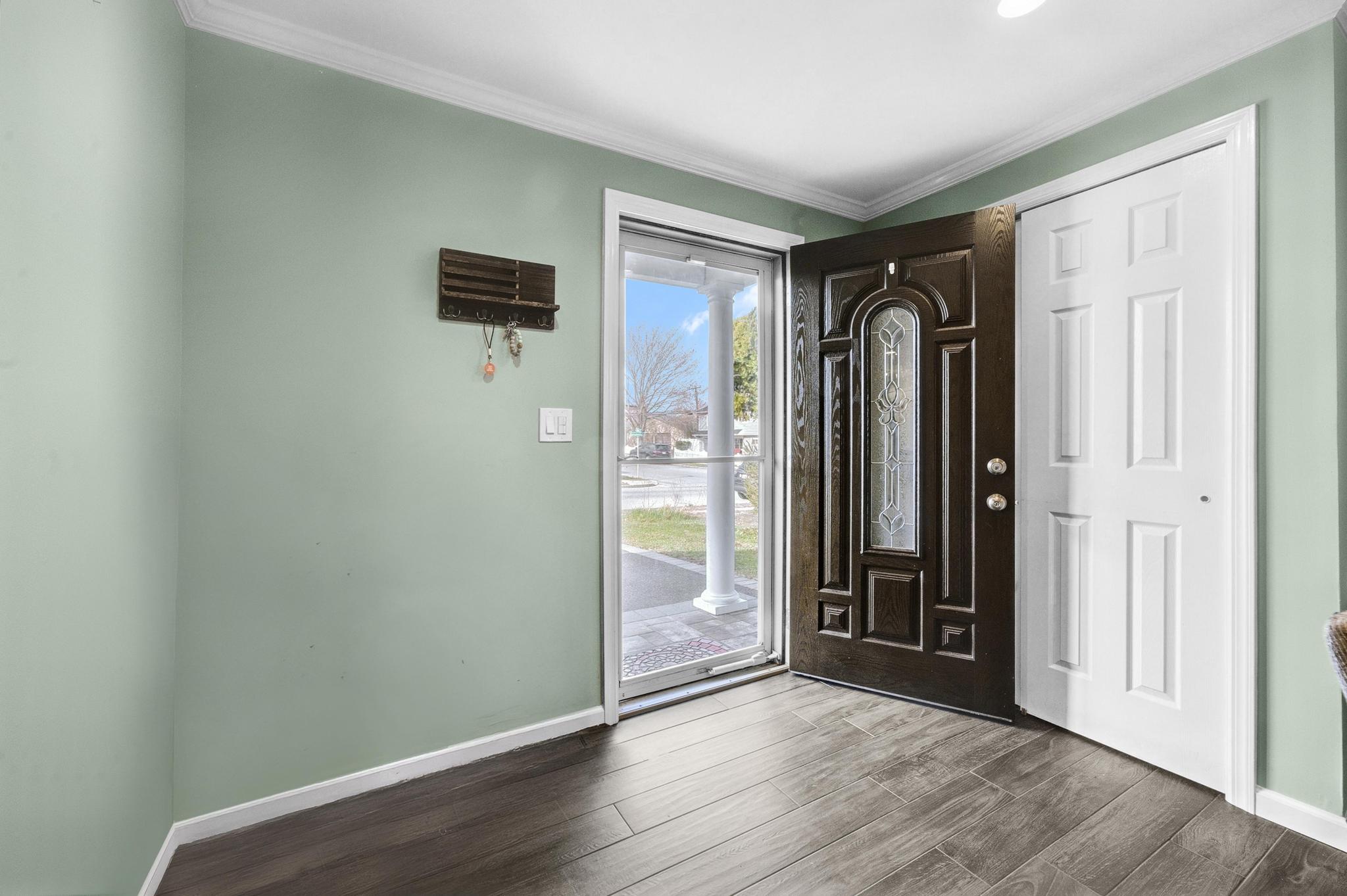 19 Sprucewood Drive, Levittown, NY 11756