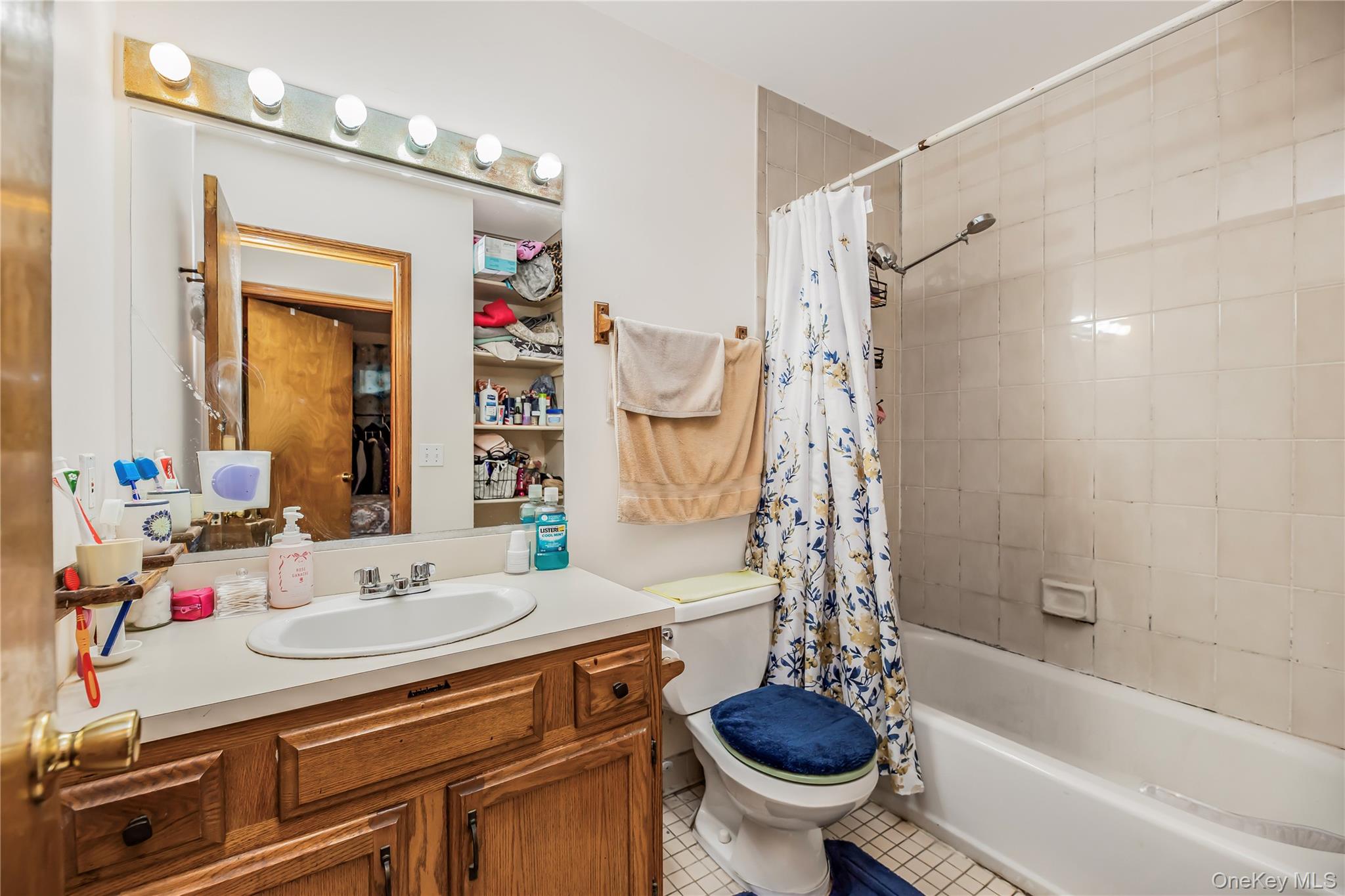 764 WARBURTON Avenue, Yonkers, NY 10701