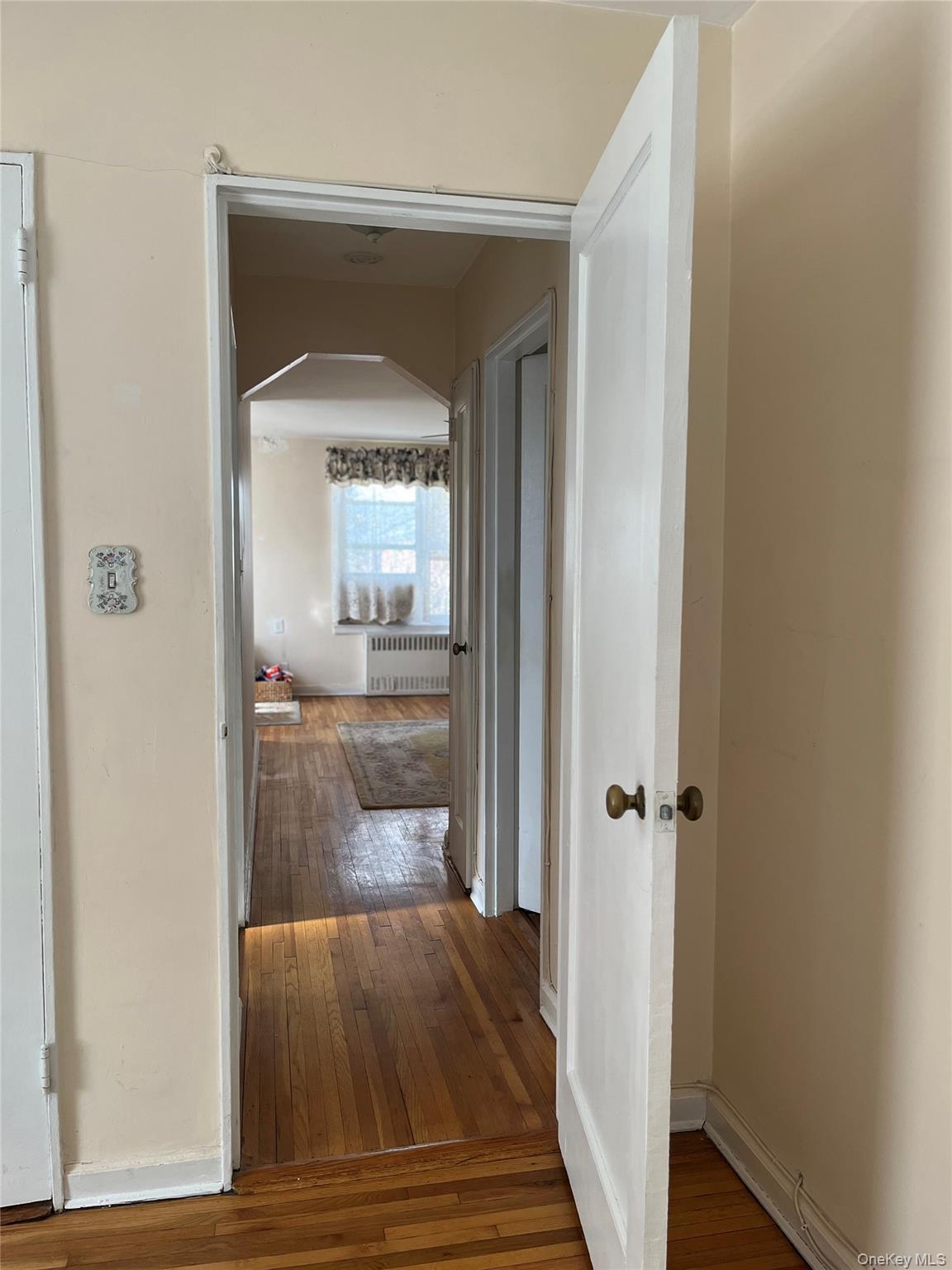 35-31 205 Street # 302, Bayside, NY 11360