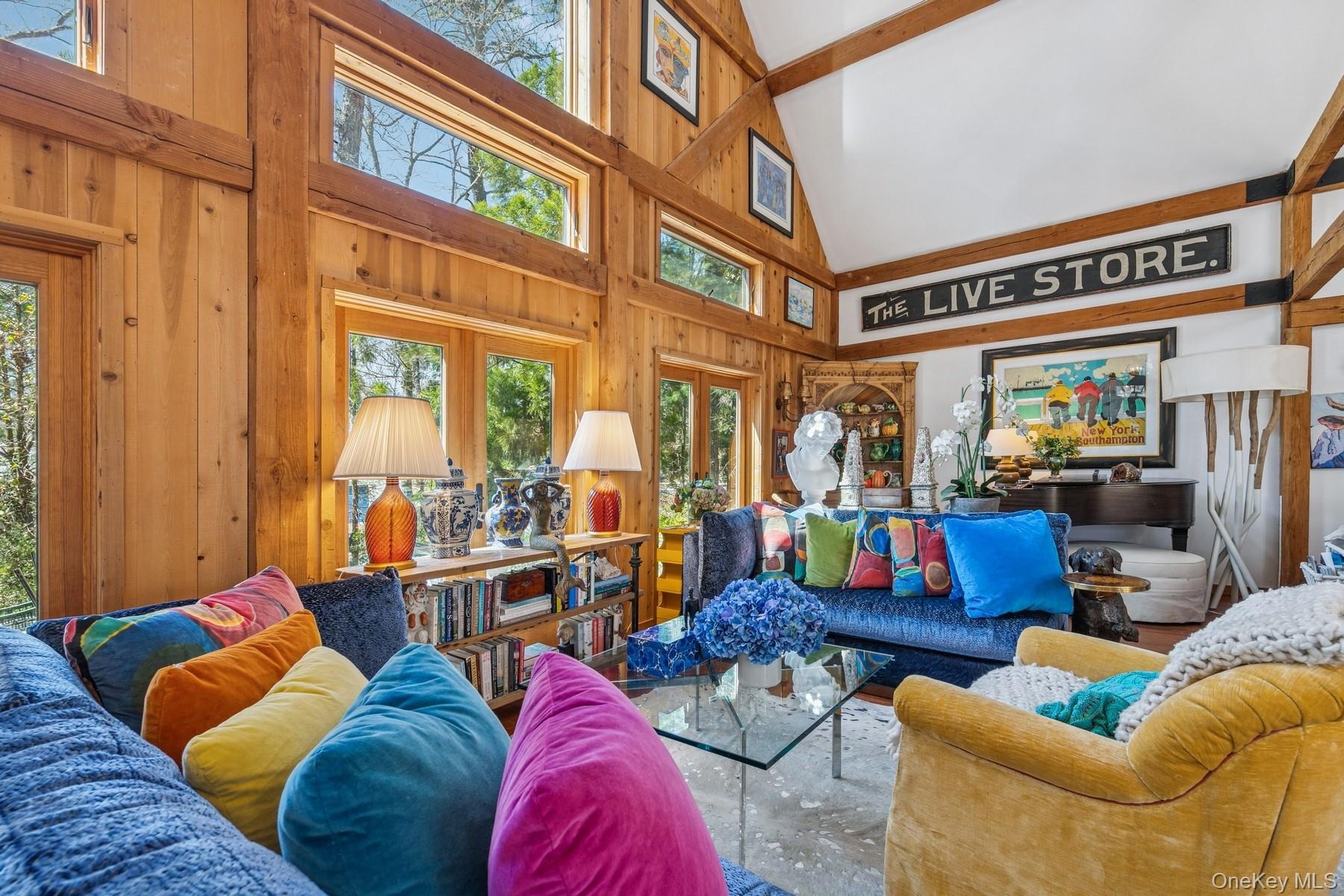 4 Marion Lane, East Hampton, NY 11937