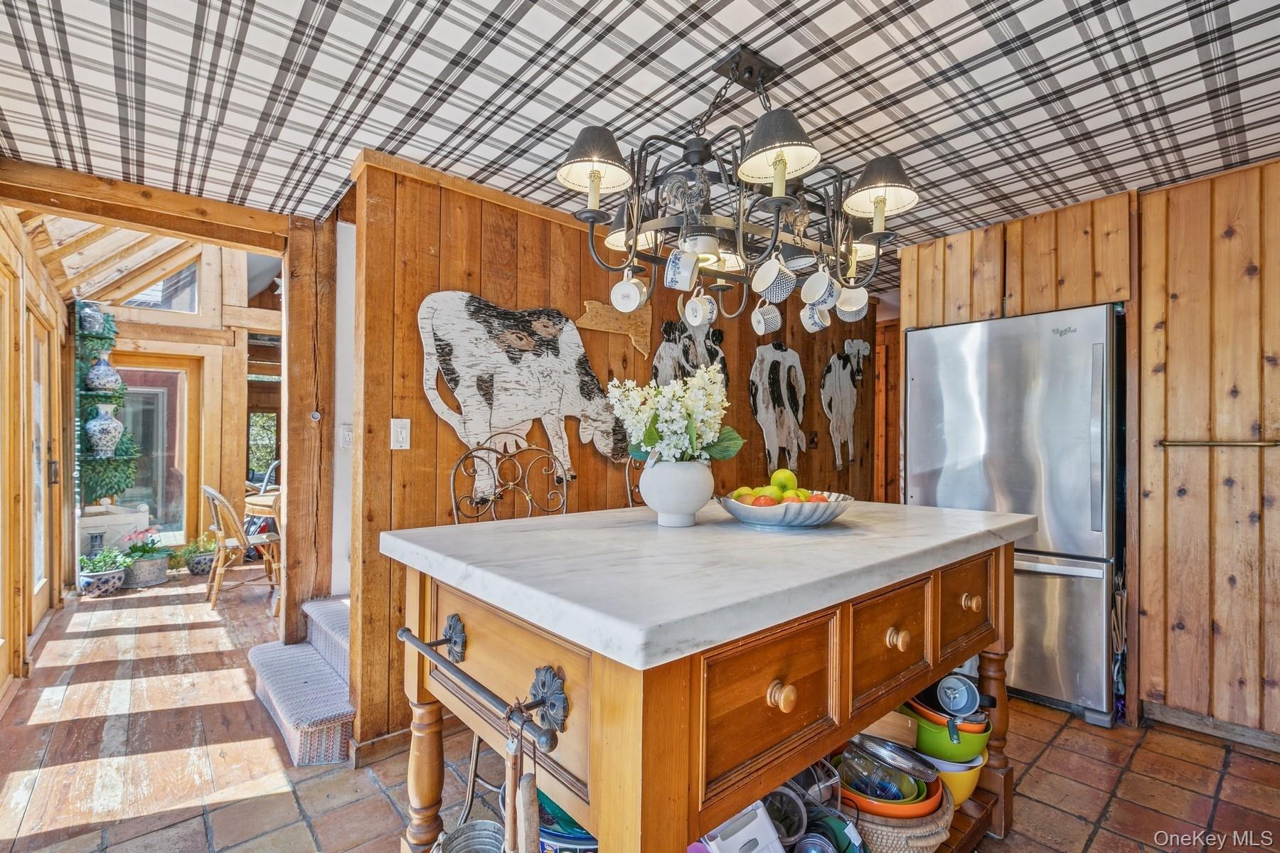 4 Marion Lane, East Hampton, NY 11937