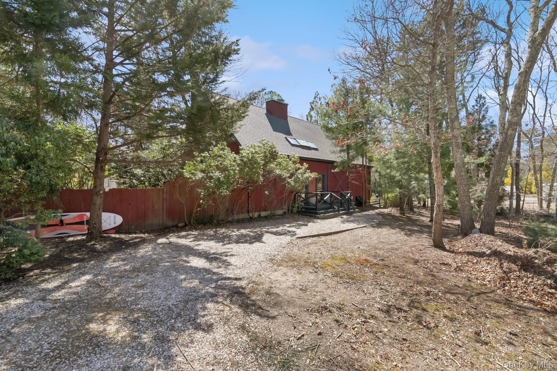 4 Marion Lane, East Hampton, NY 11937