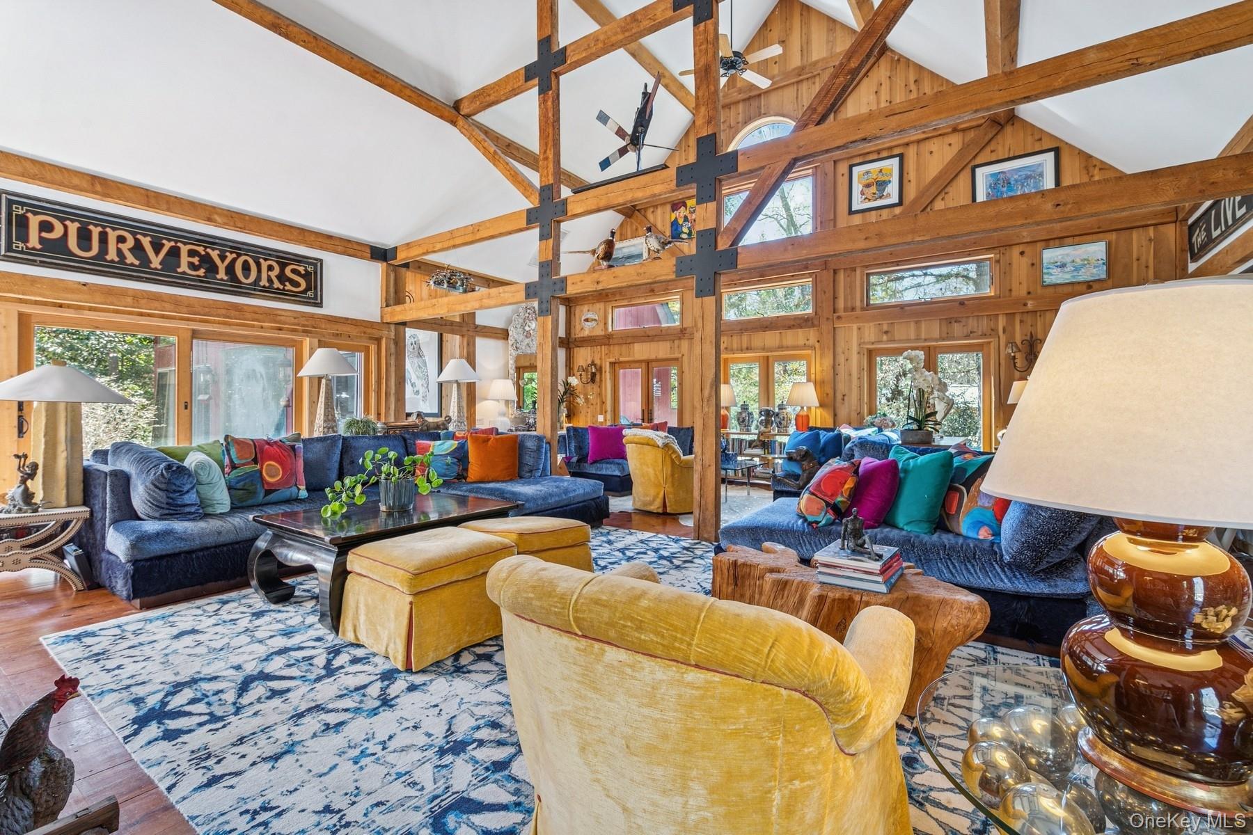 4 Marion Lane, East Hampton, NY 11937