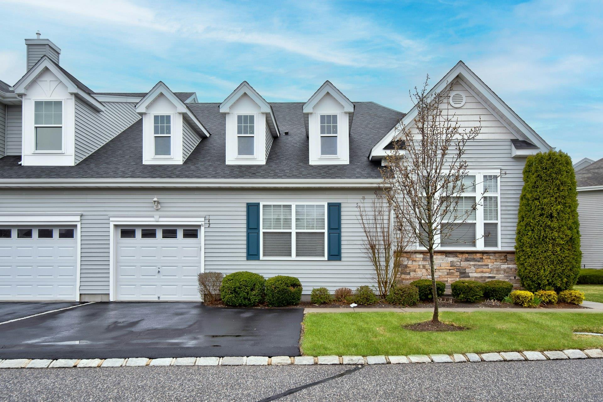 142 Augusta Drive, Medford, NY 11763
