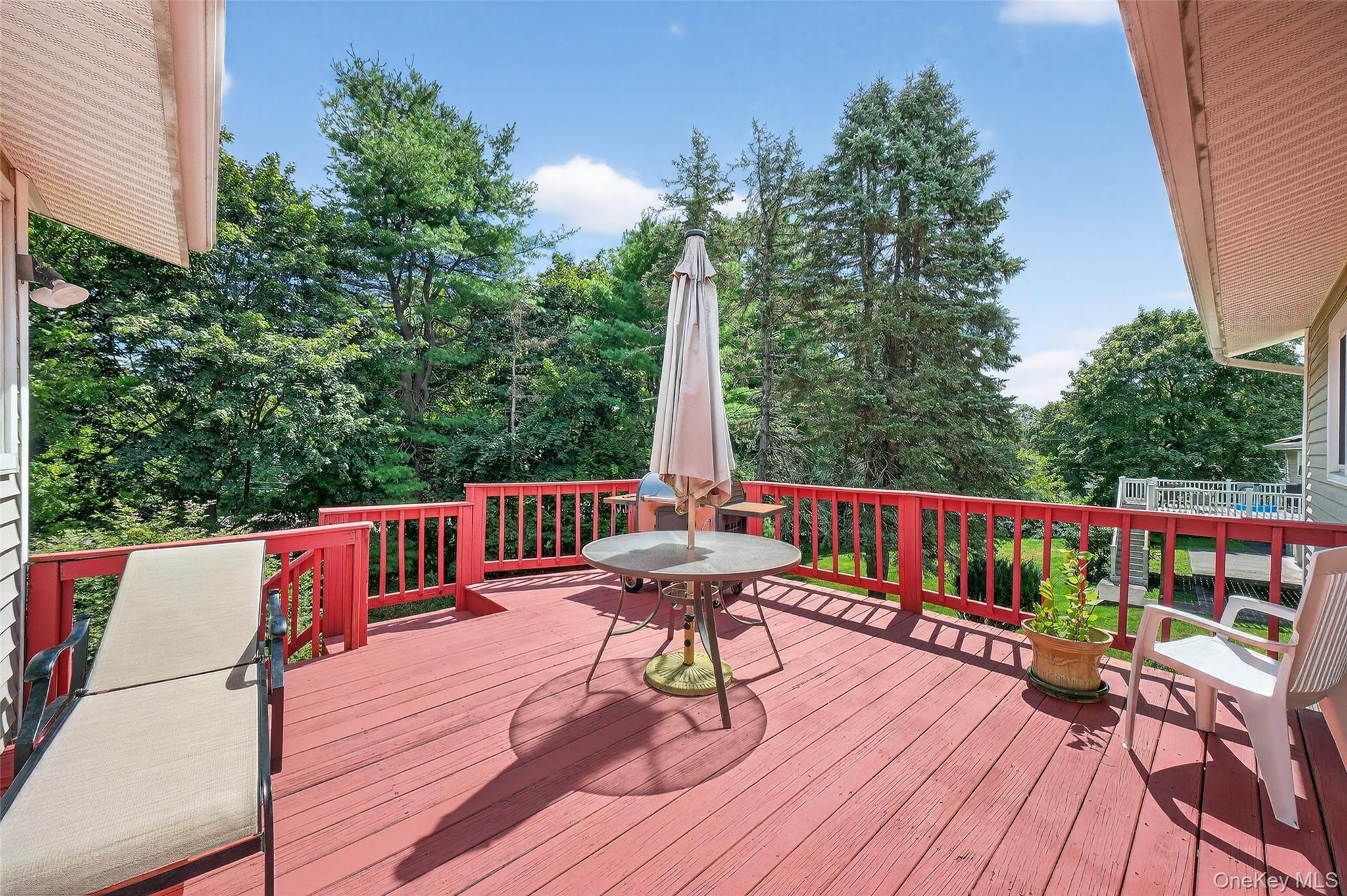 6 North Drive, Poughkeepsie, NY 12603