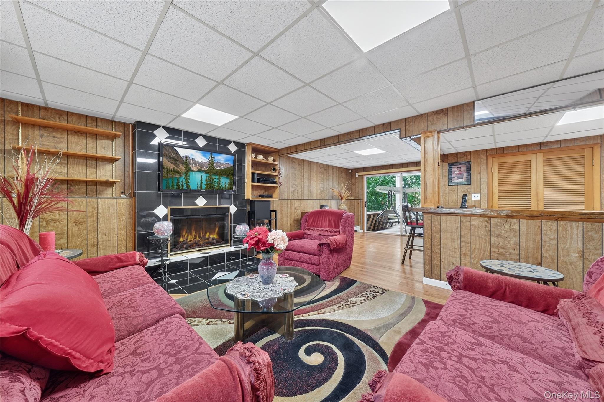 6 North Drive, Poughkeepsie, NY 12603