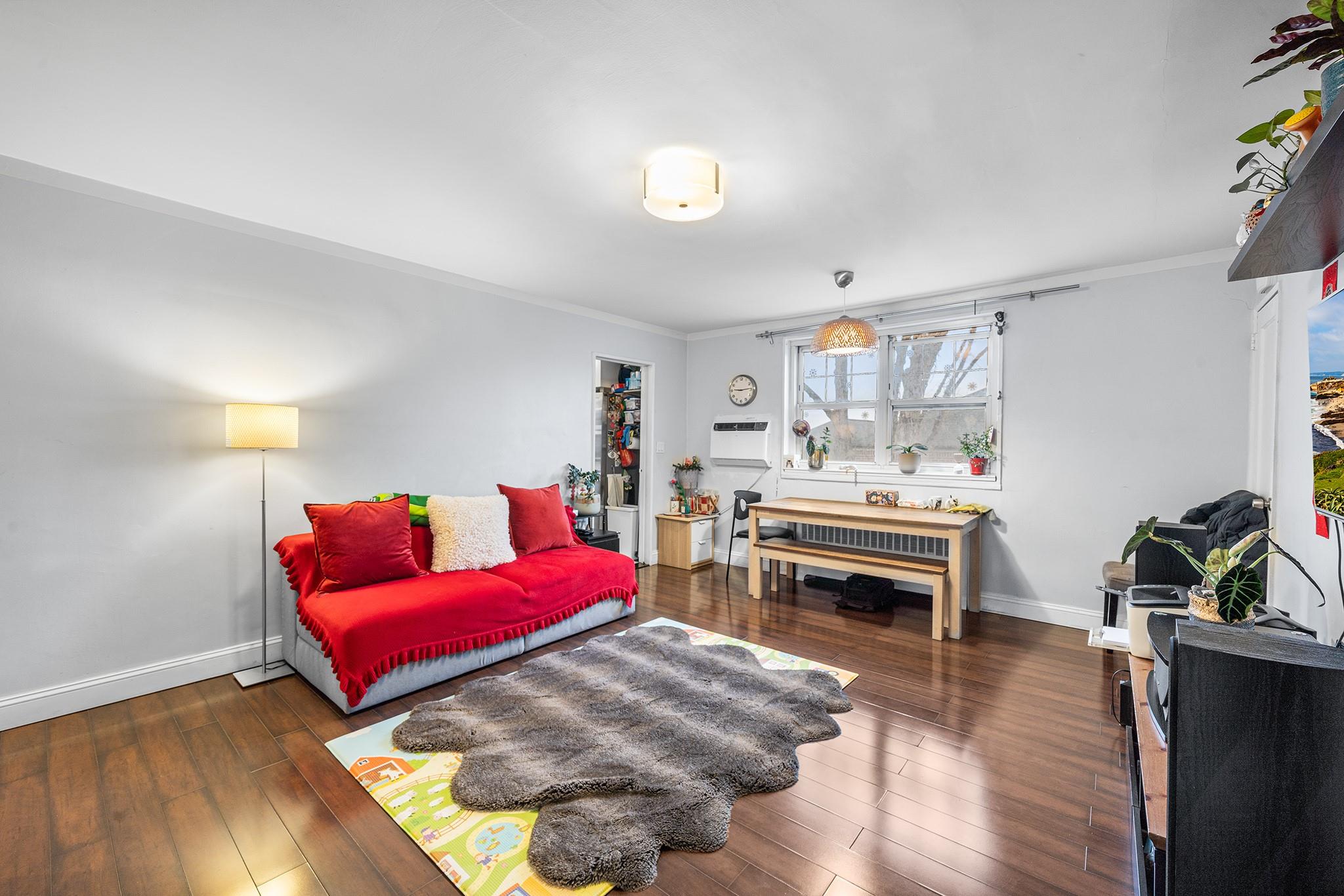 57-45 Marathon Parkway # Uppr, Little Neck, NY 11362