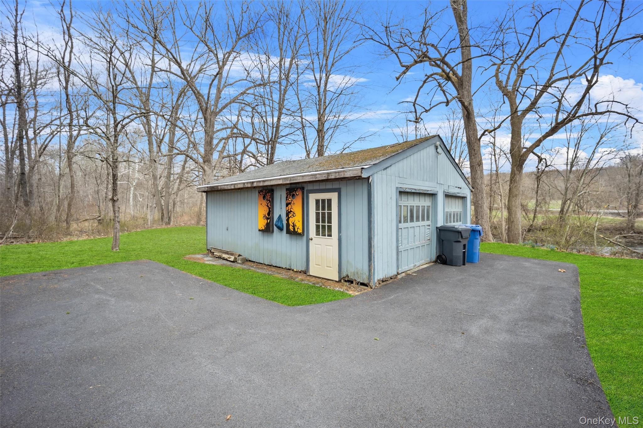 16 Titus Road, Poughkeepsie, NY 12603