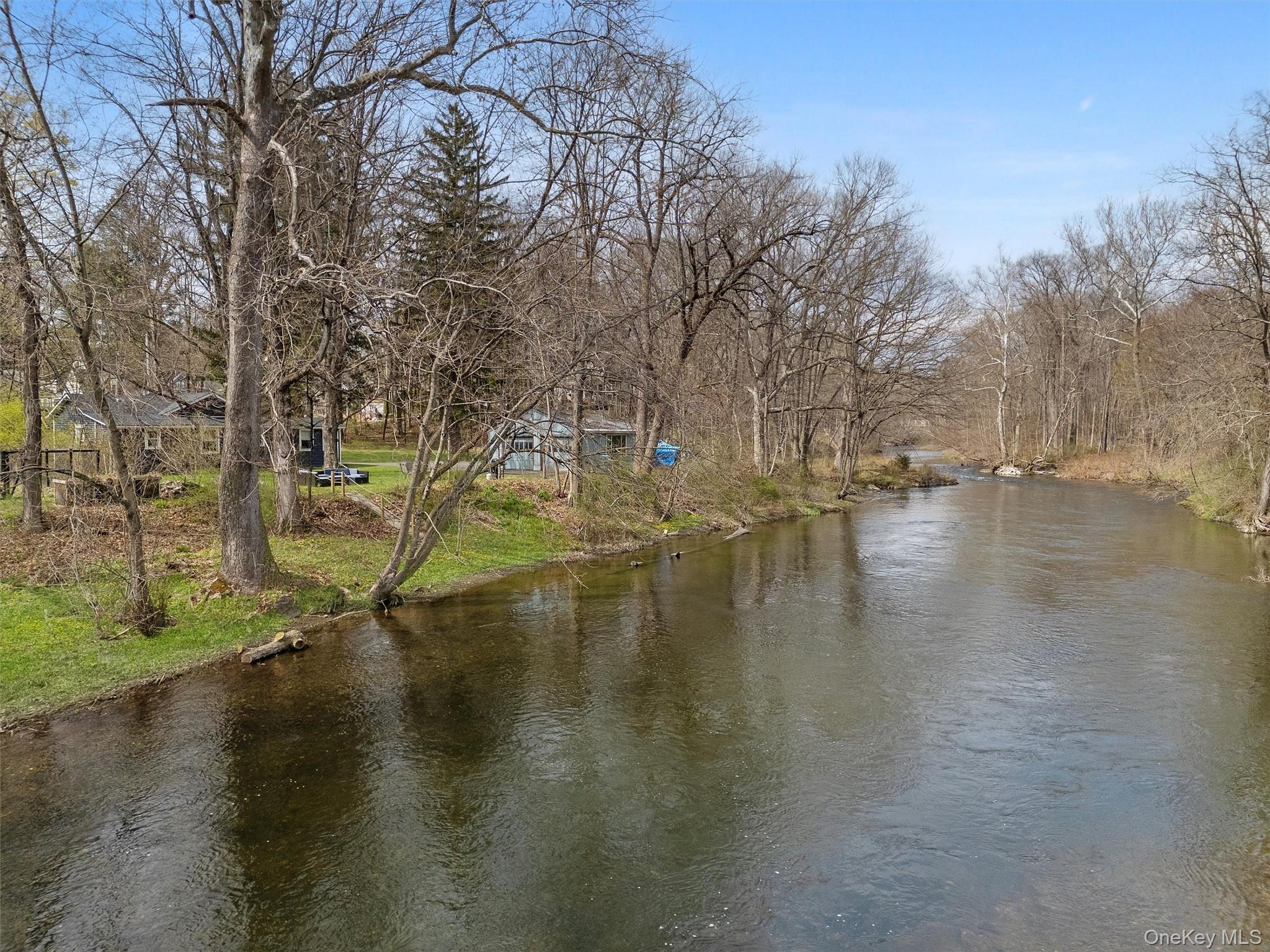 16 Titus Road, Poughkeepsie, NY 12603