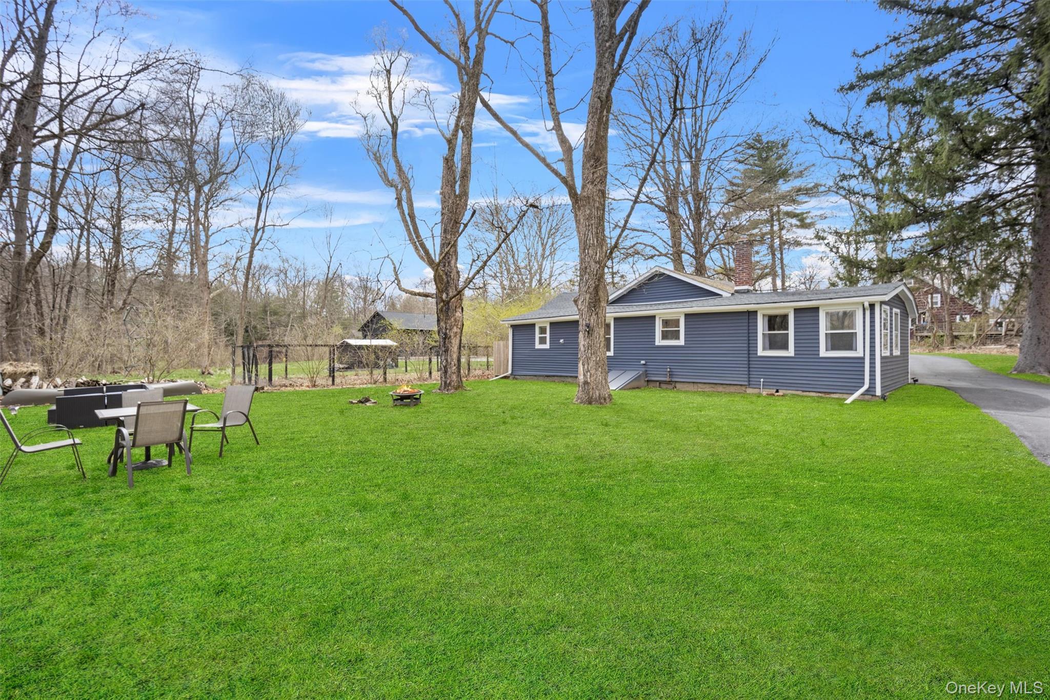 16 Titus Road, Poughkeepsie, NY 12603